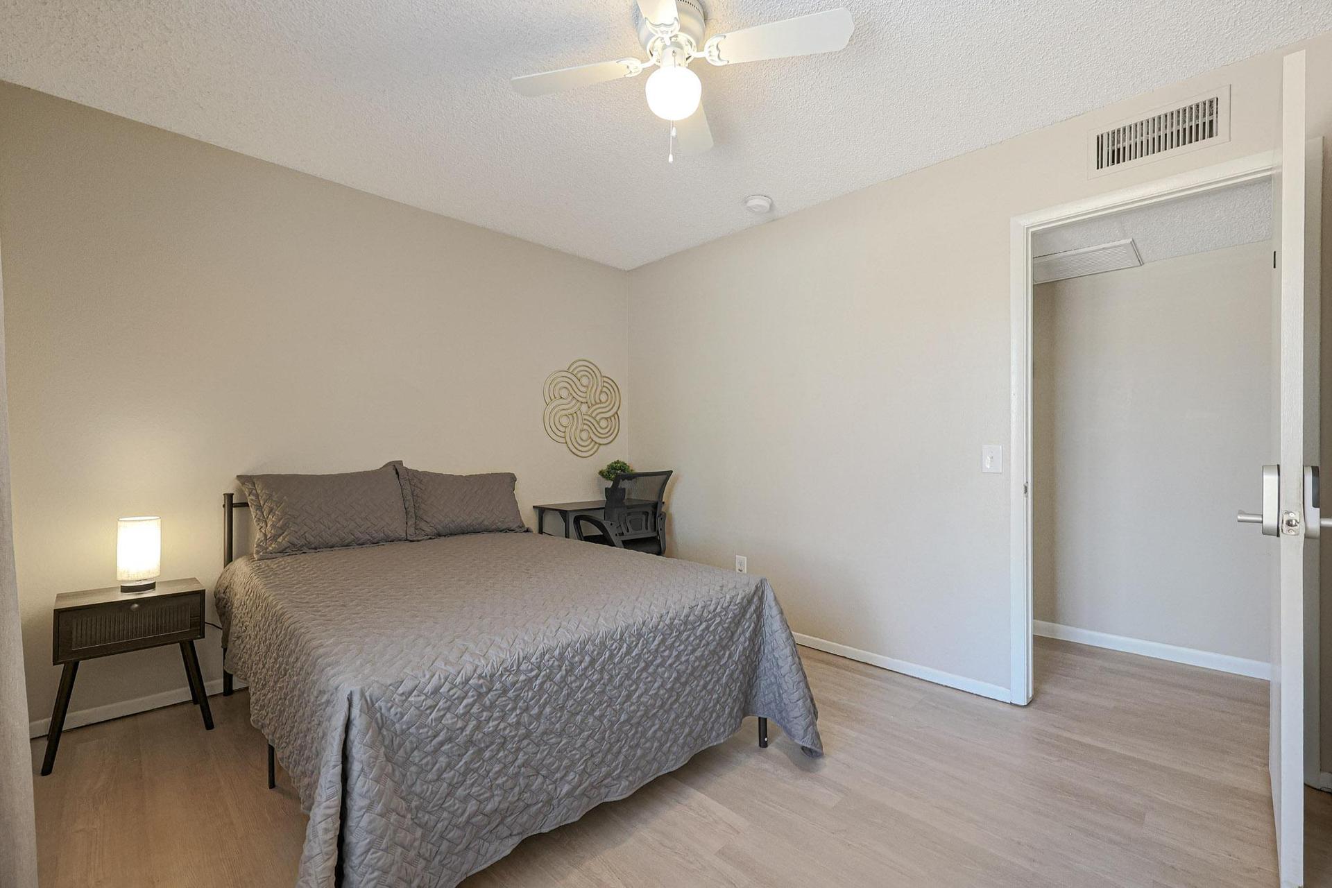 Cozy room with reach in closet