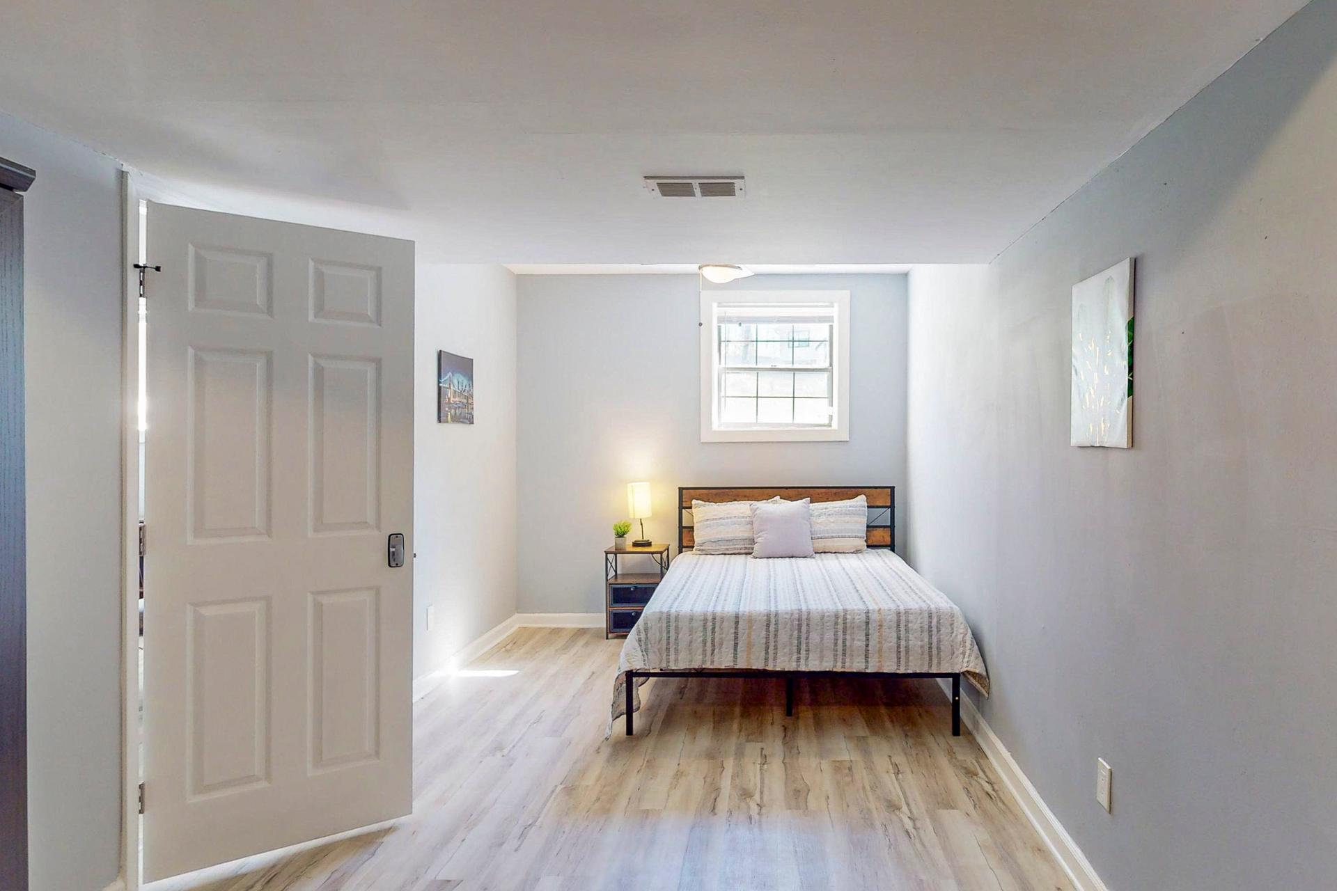 bedroom, detected:bed