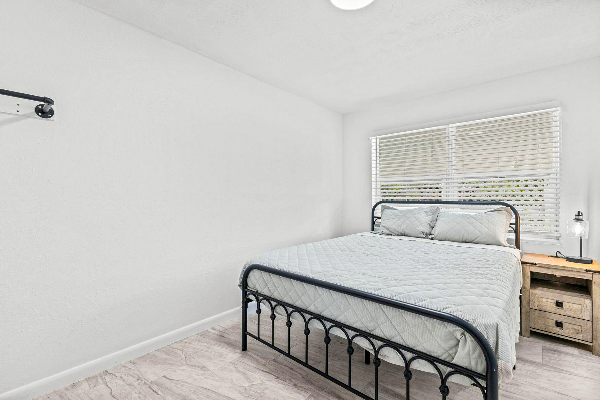 bedroom, detected:bed