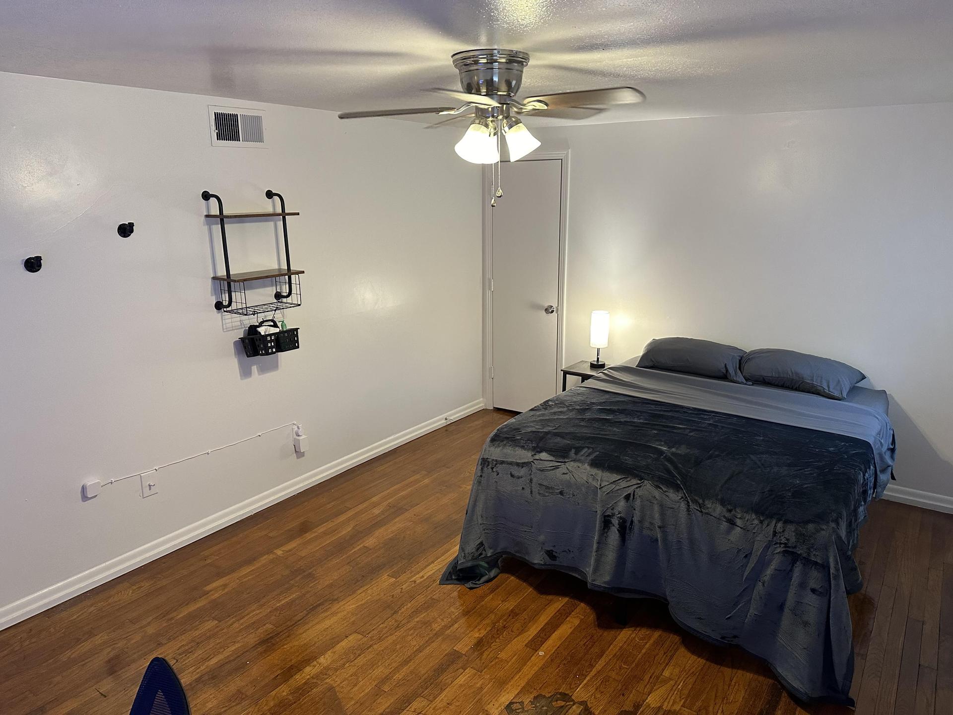 All rooms have a Towel Bar, Coat Hooks, Display Shelf, Artwork, and More!