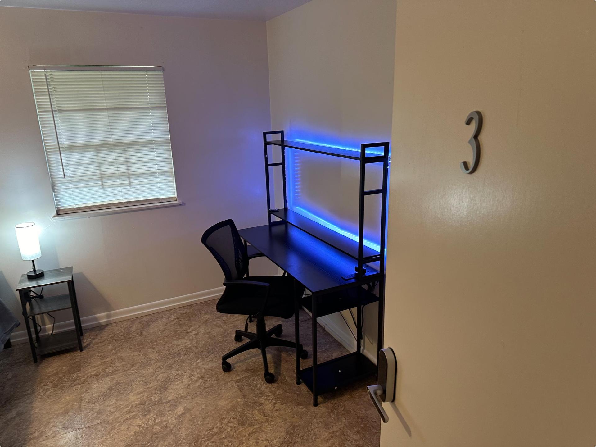 Bedroom 3 - ALL Guests are Gifted Bedding (2 Pillows / Cases, Bed Sheets, Blanket) so that you can rest & feel at Home!