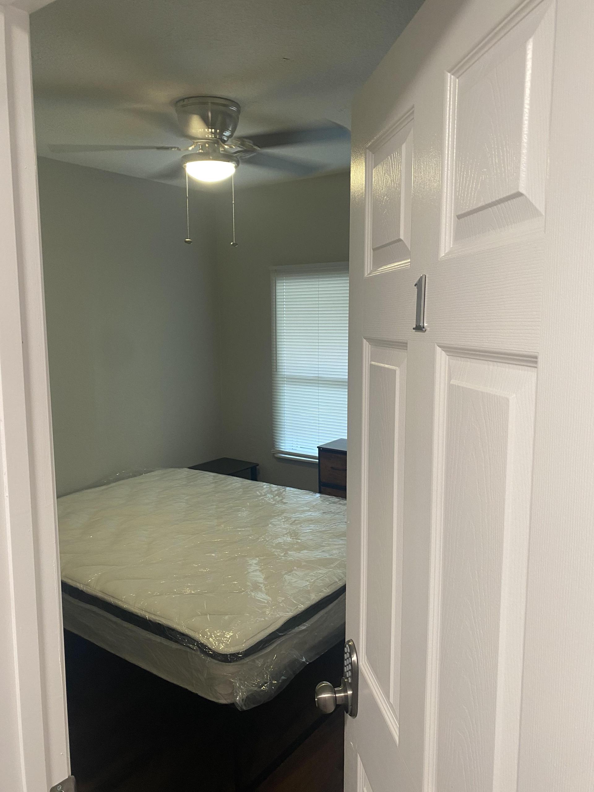 Disclaimer: This photo has been staged. Not all furnishings seen will be provided.