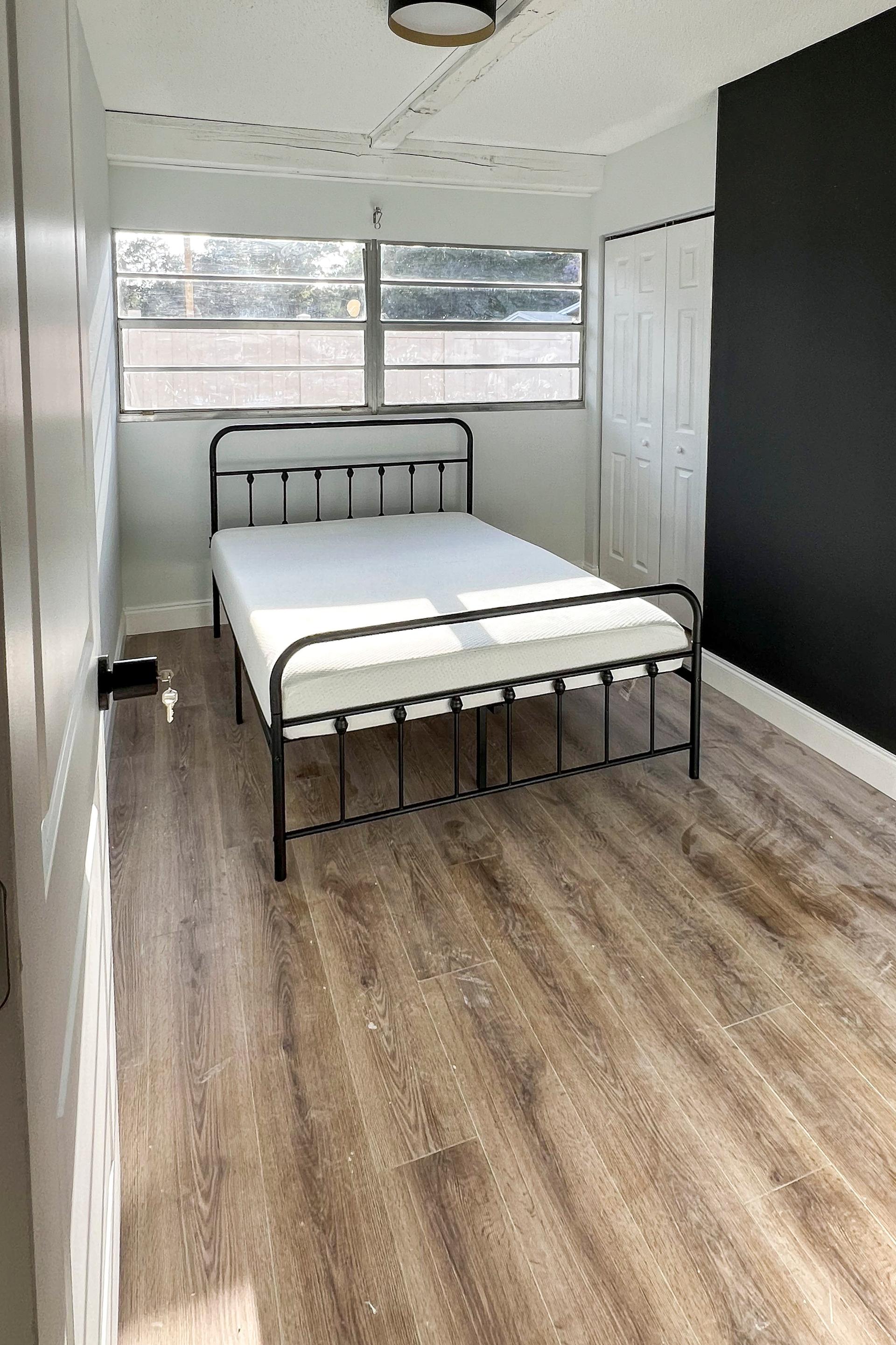 bedroom, detected:bed