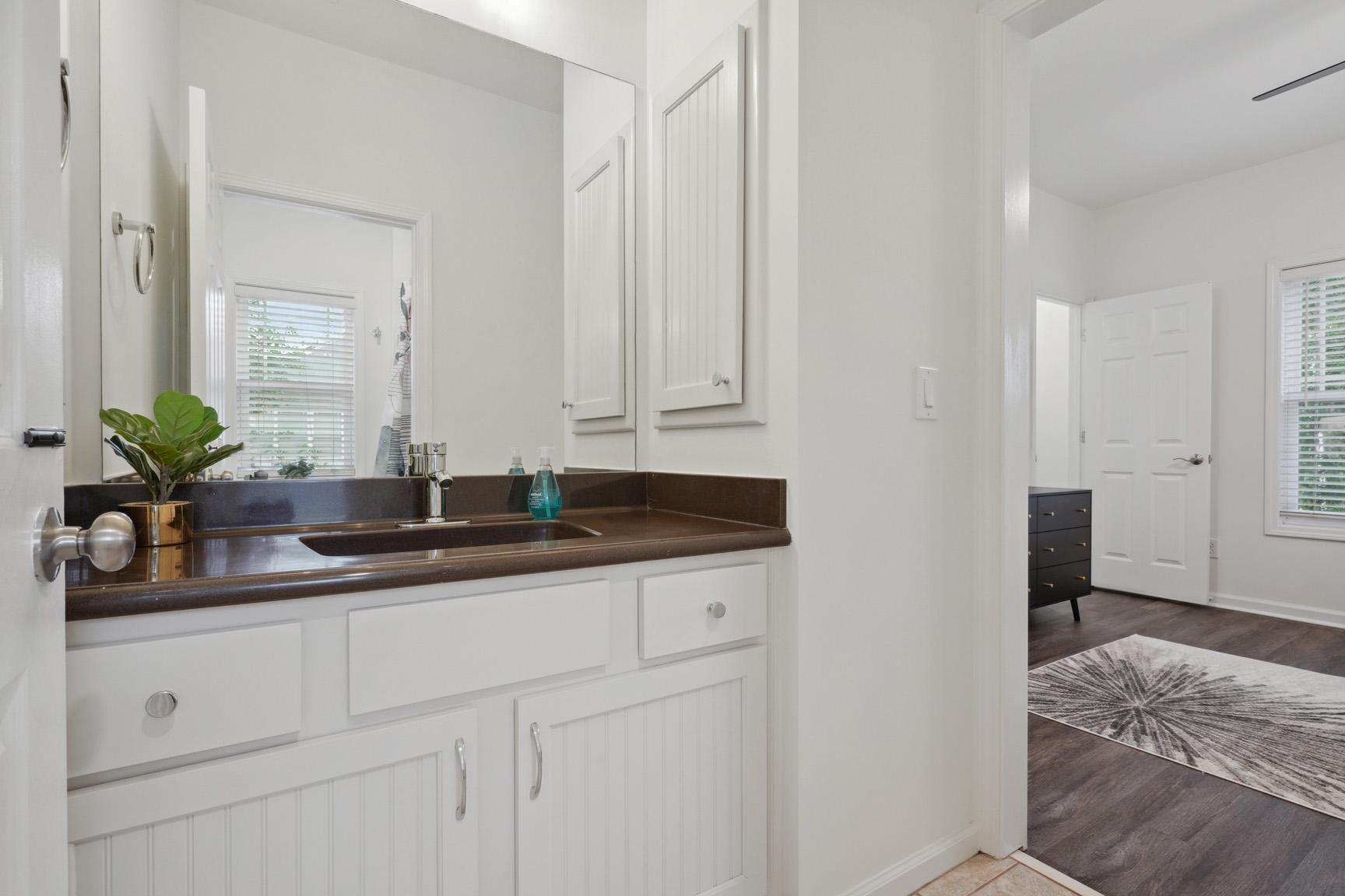 Private Vanity Area