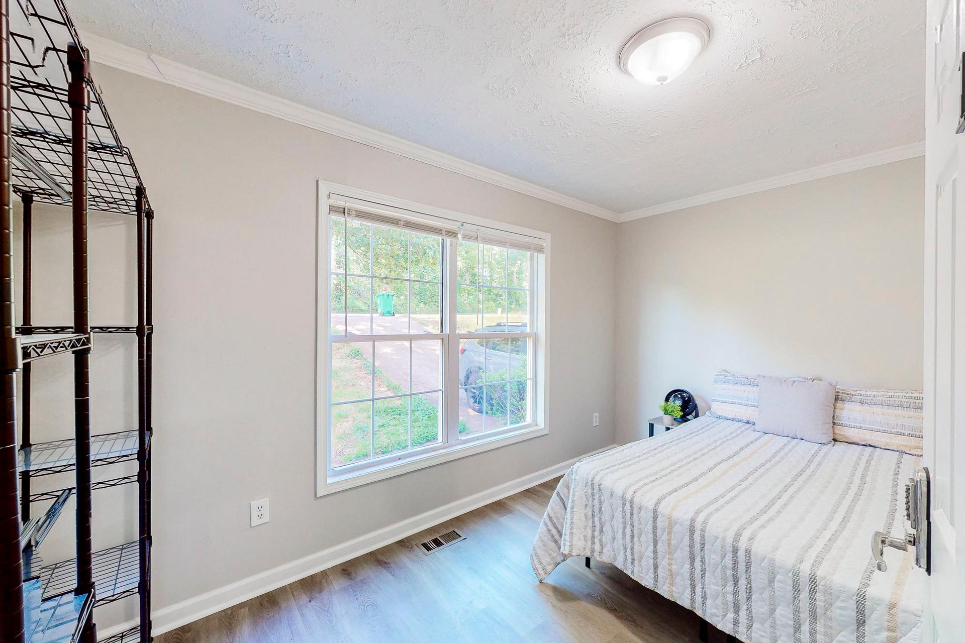 bedroom, detected:bed, window blind