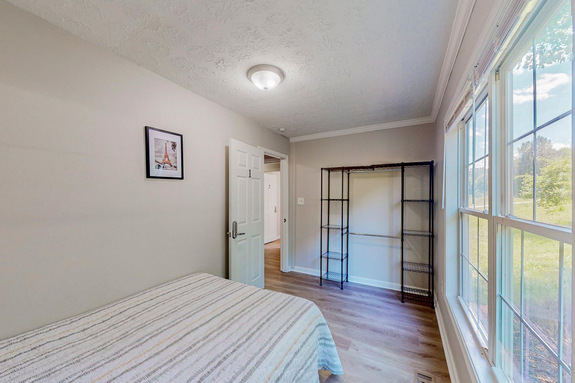 bedroom, detected:bed