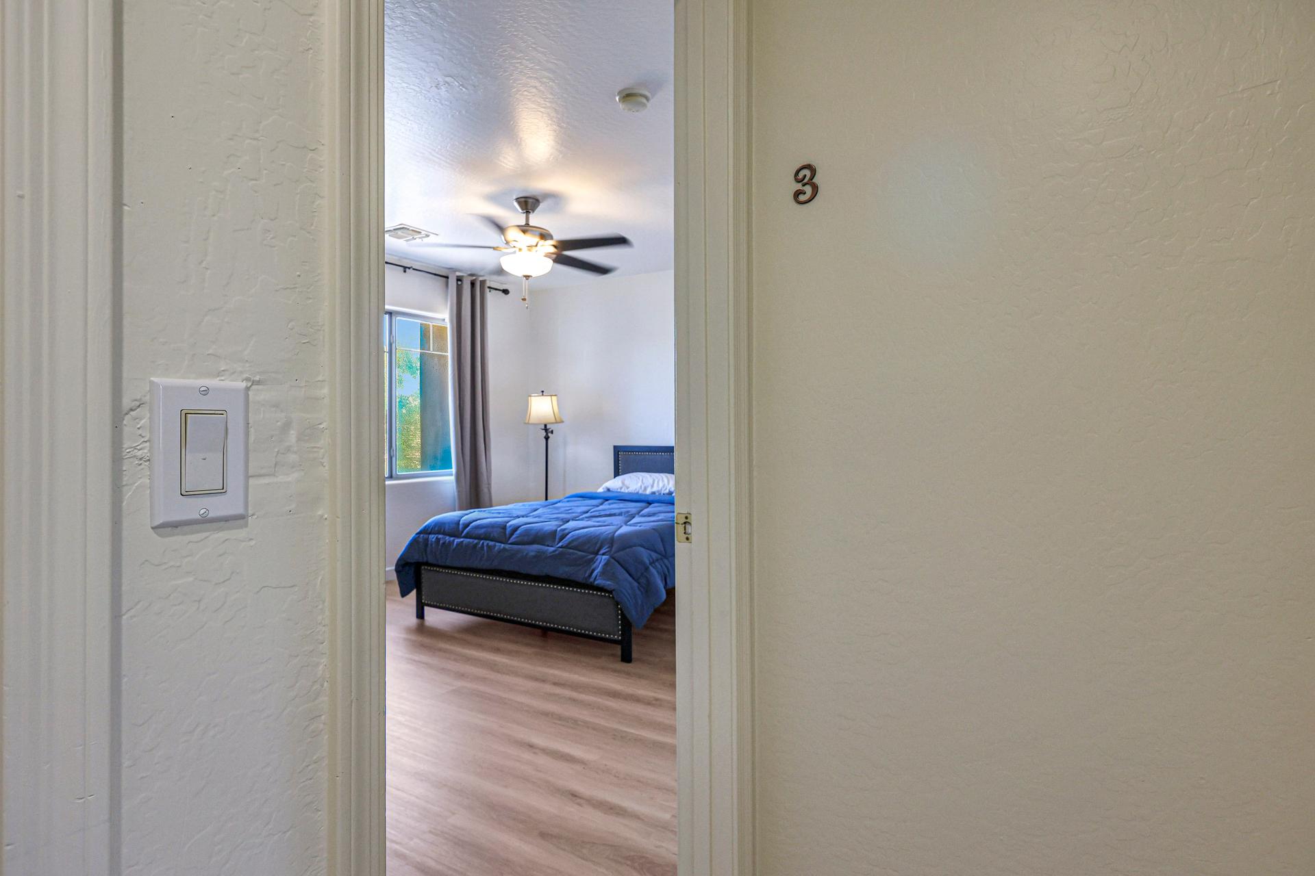 bedroom, detected:bed, ceiling fan