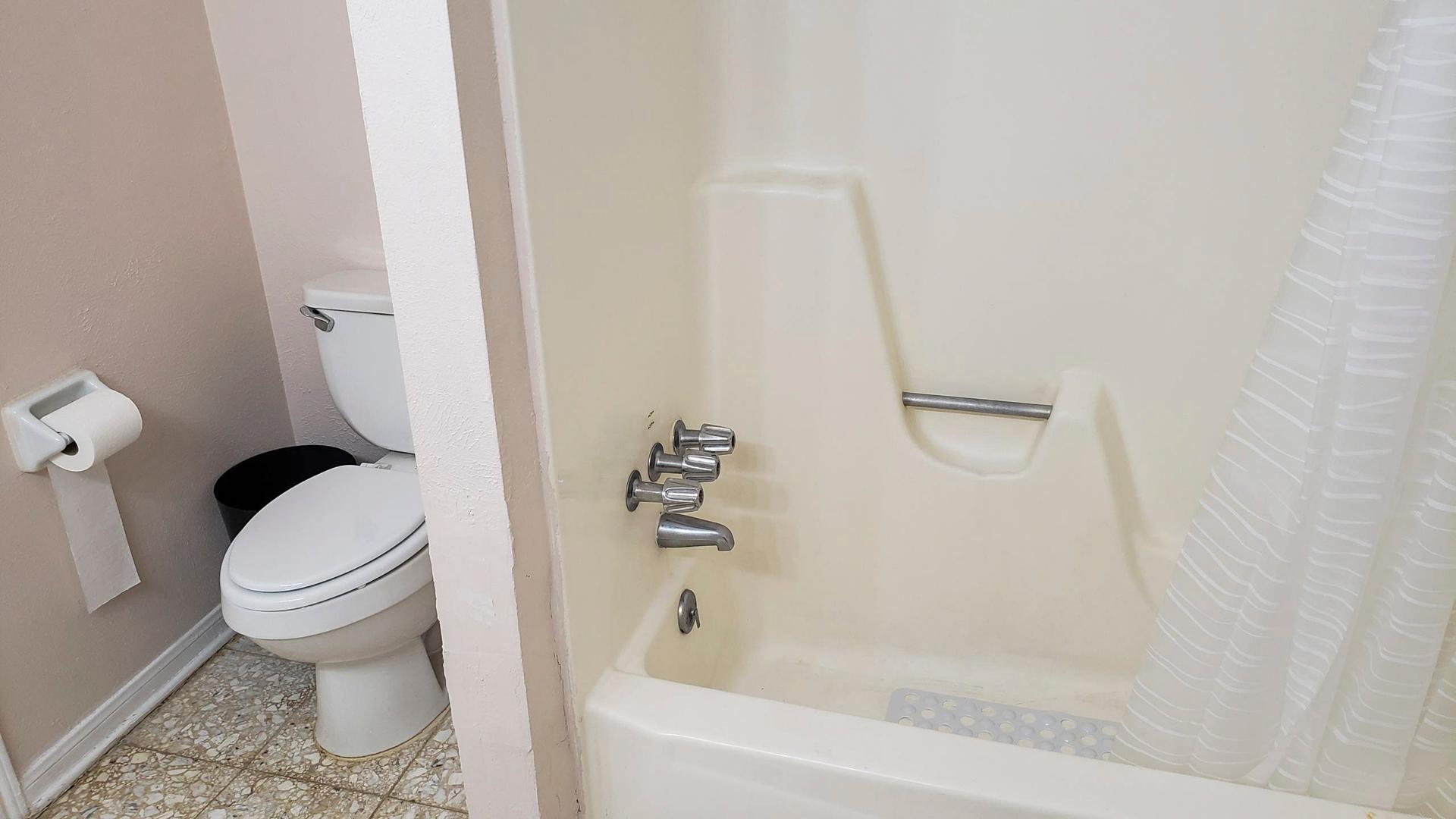 bathroom, detected: