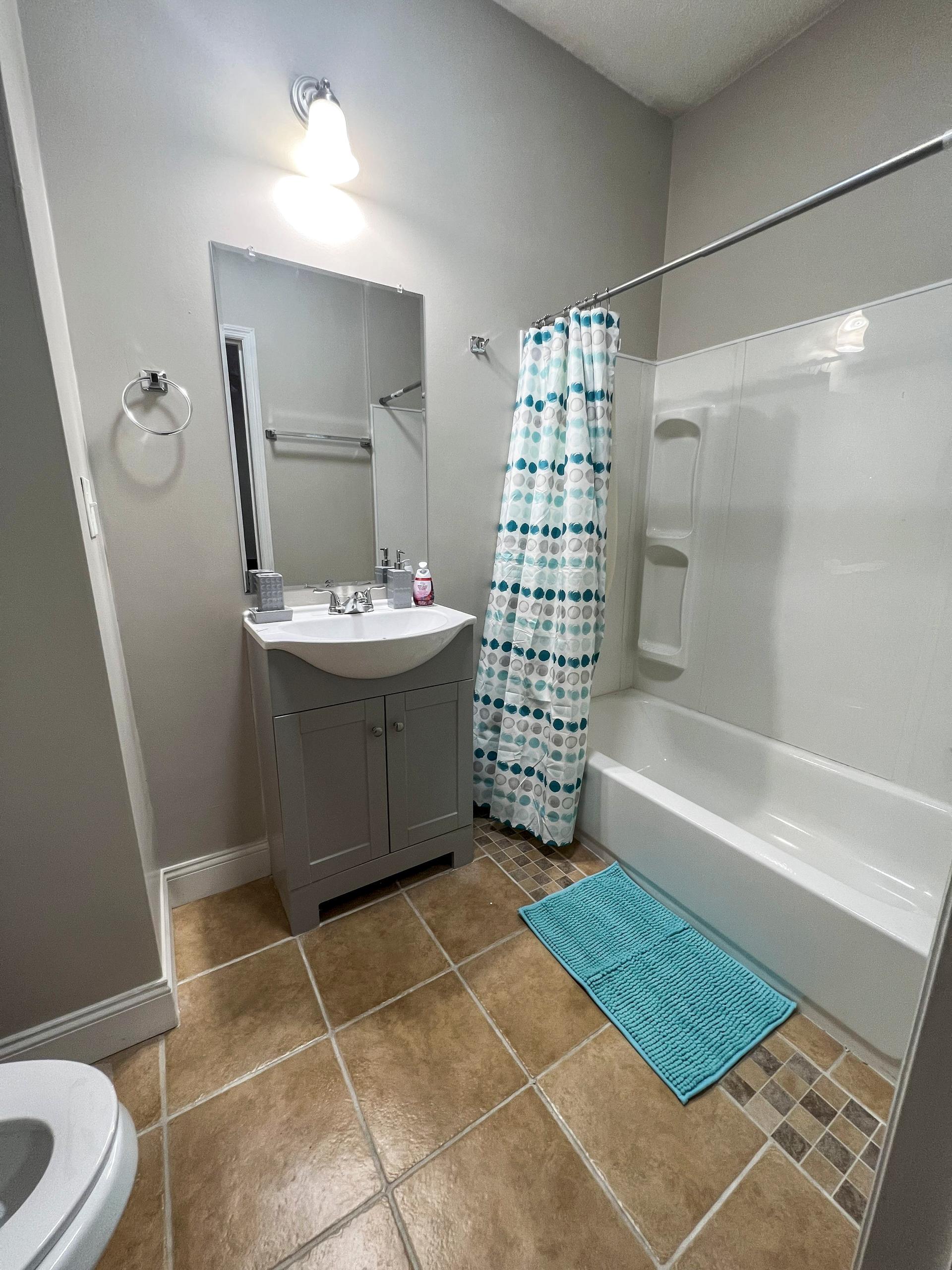 bathroom, detected:shower