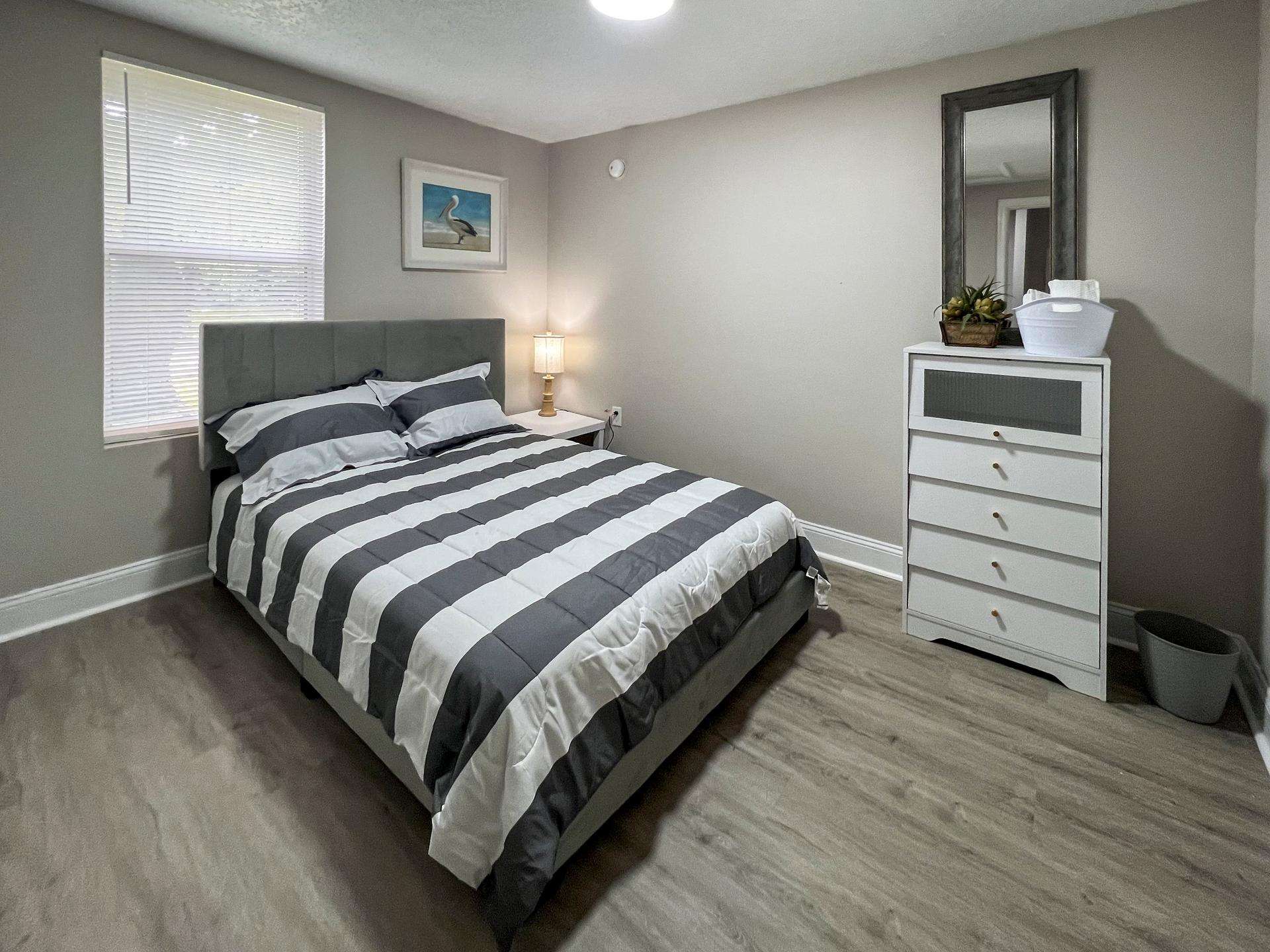 bedroom, detected:bed, window blind