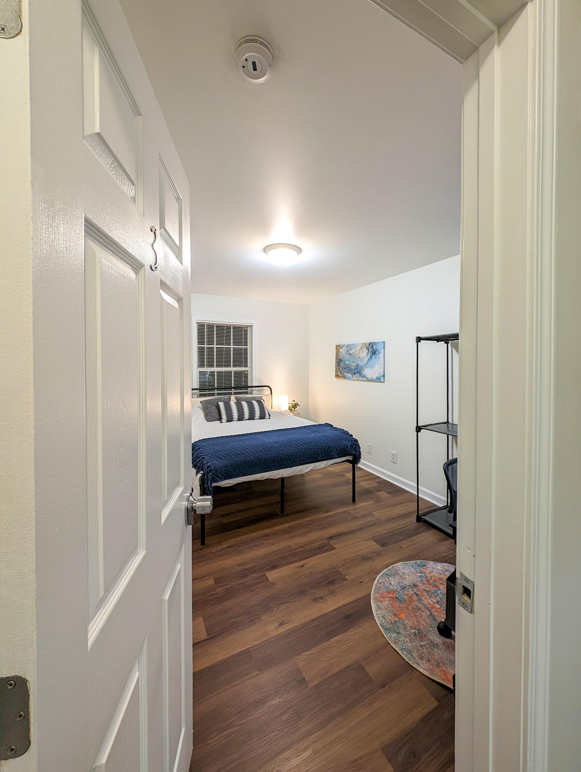 bedroom, detected:bed