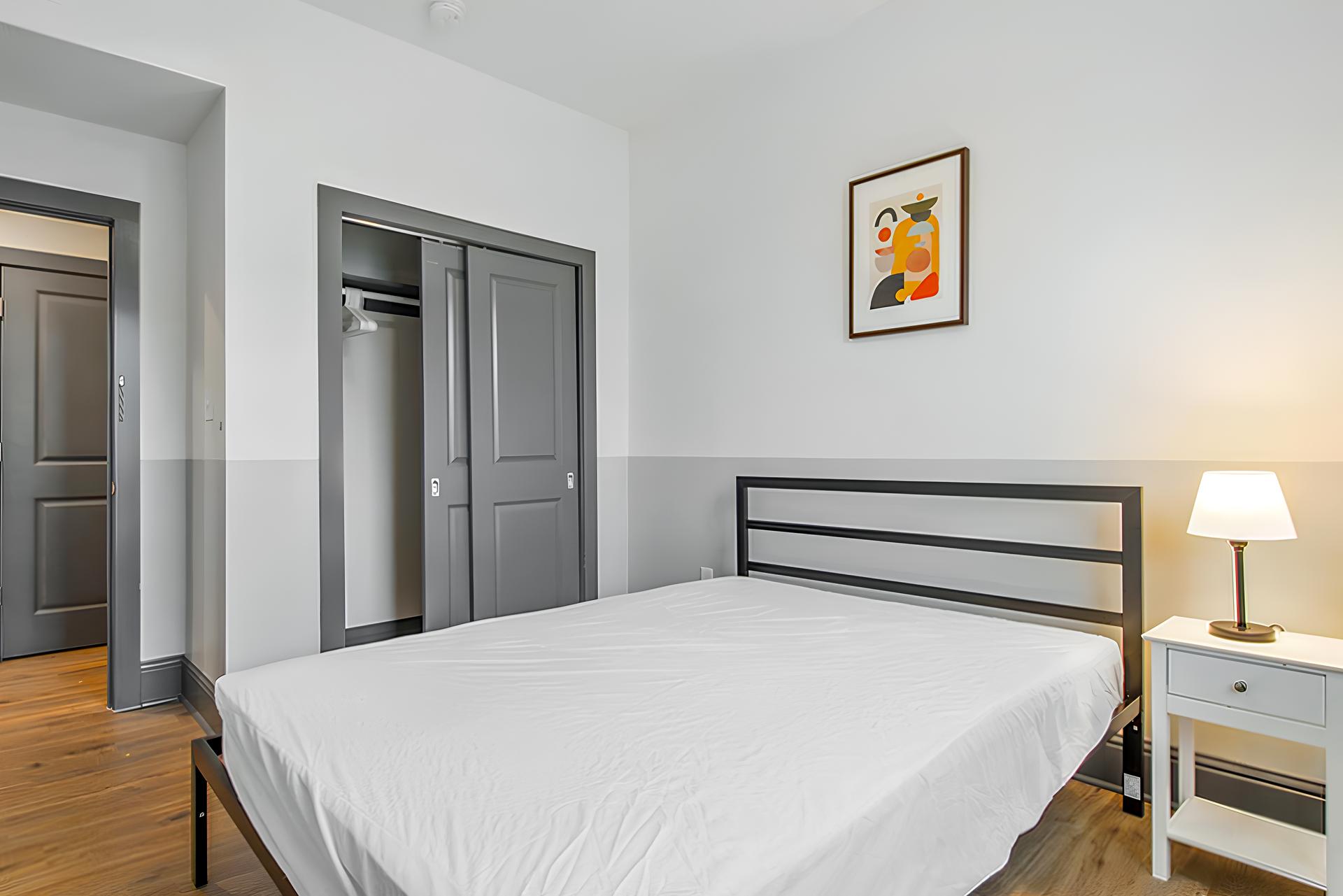 bedroom, detected: bed