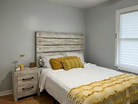 bedroom, detected:bed, window blind