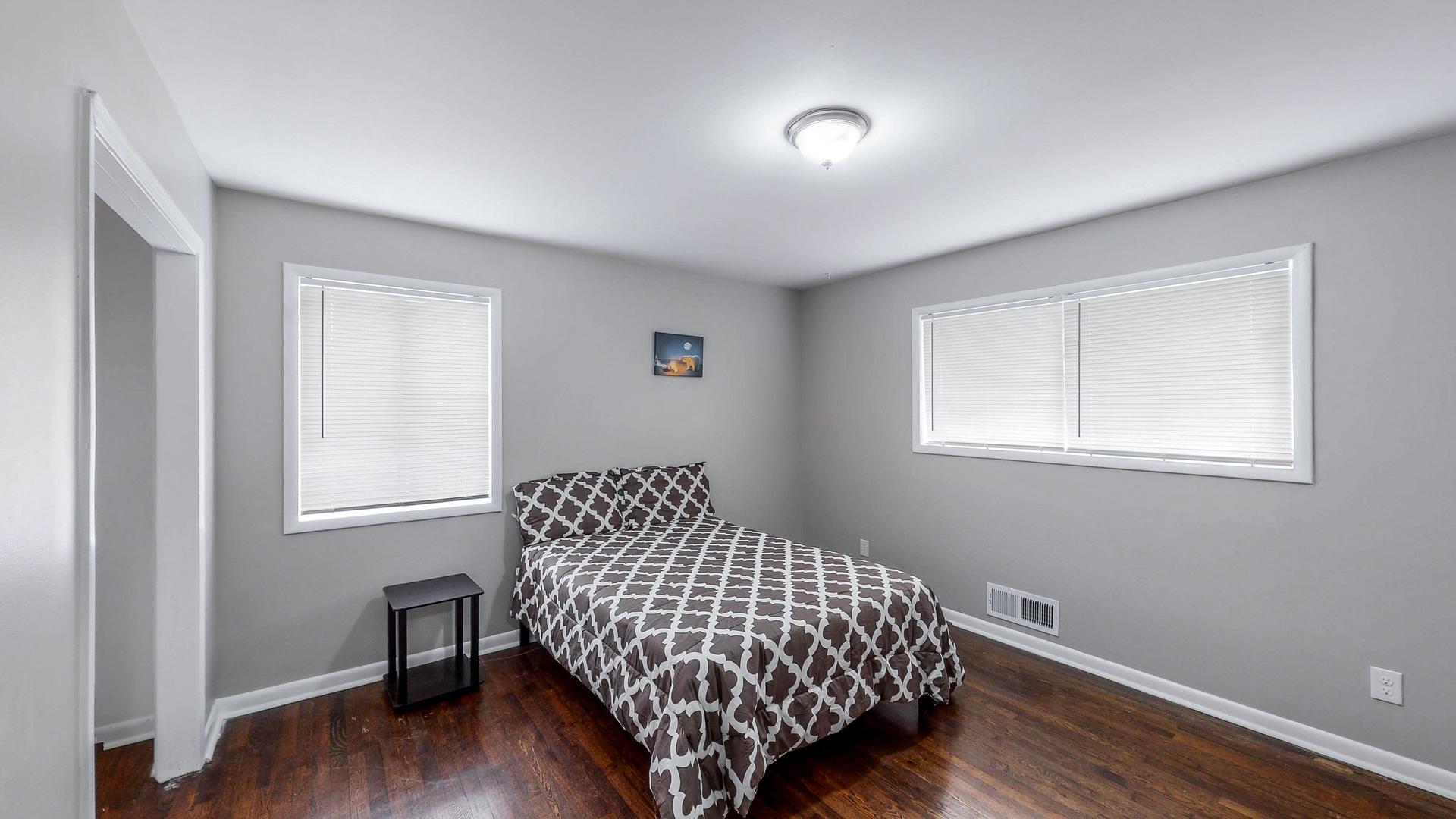 living_room, detected: window blind, bed