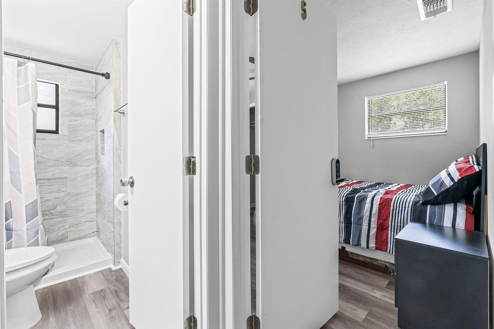 bathroom, detected: