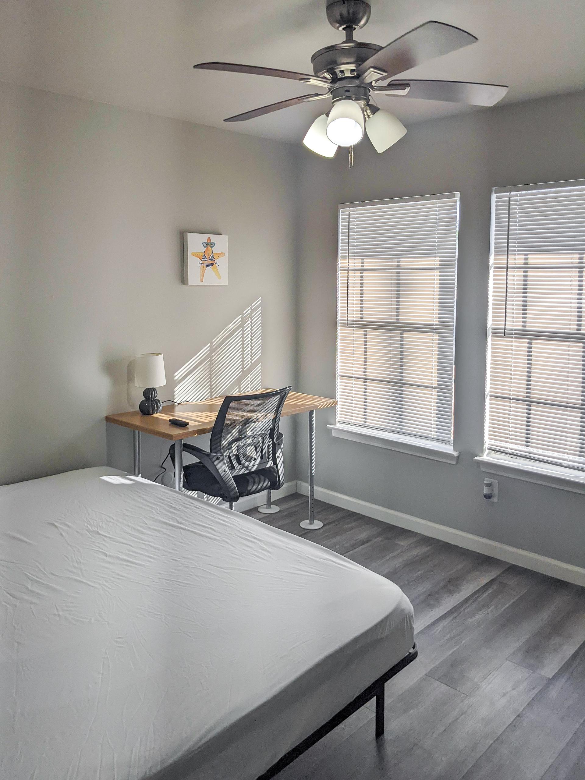 living_room, detected: ceiling fan, window blind