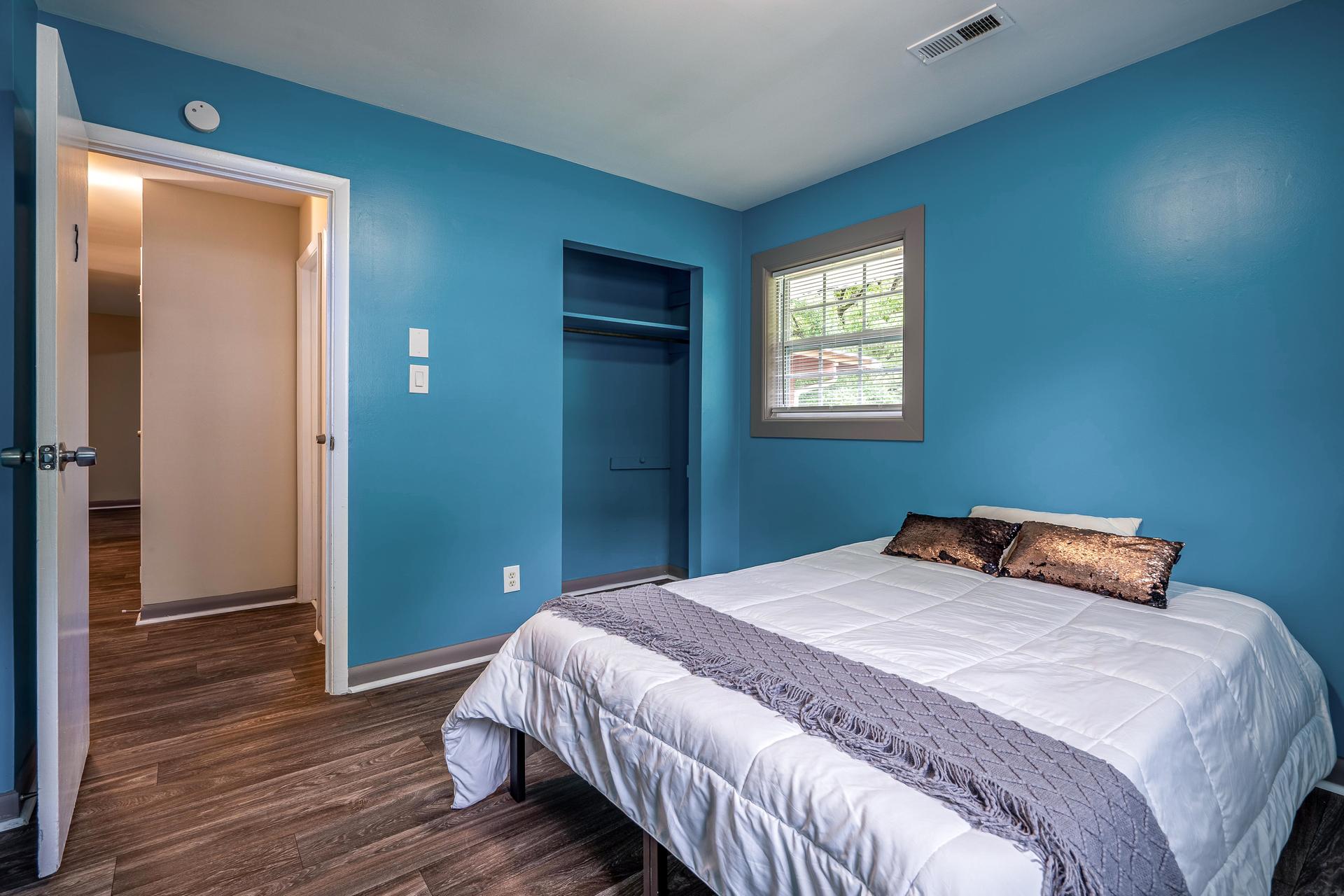 bedroom, detected: bed