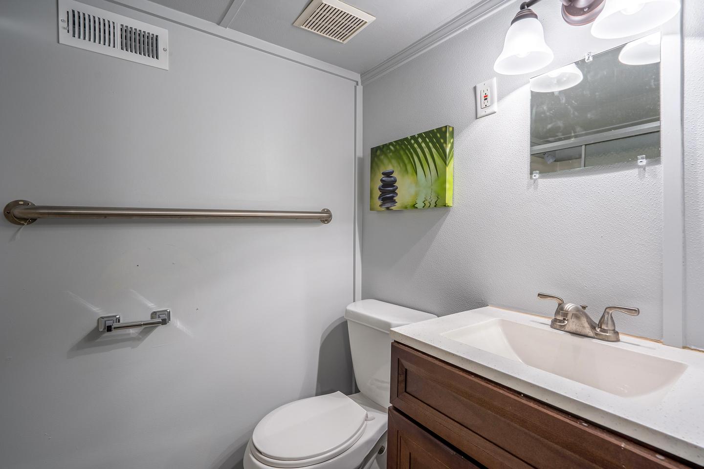 Bathroom(s)