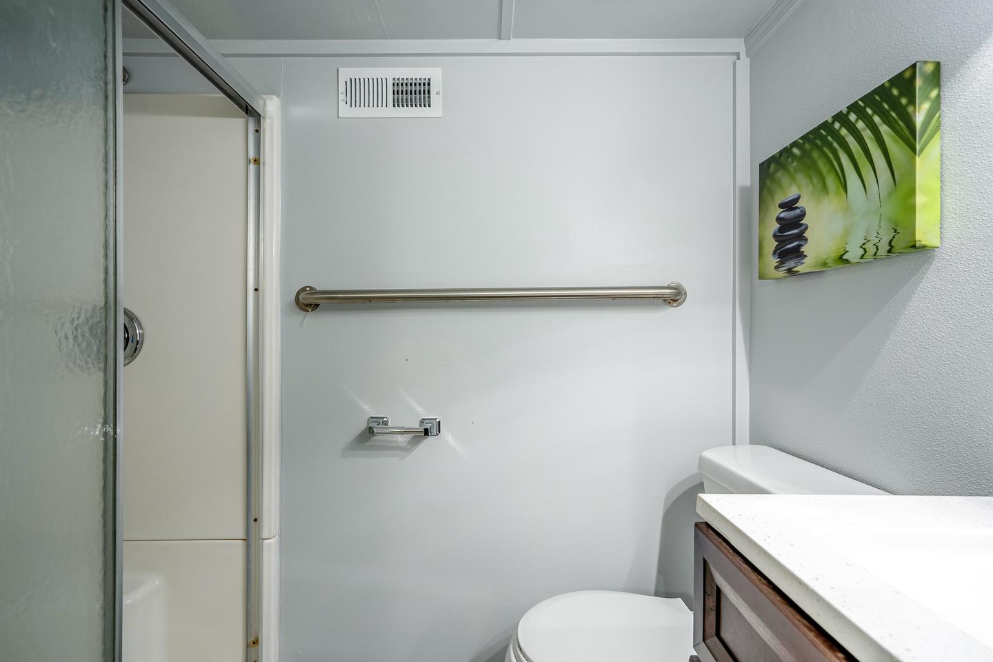 Bathroom(s)