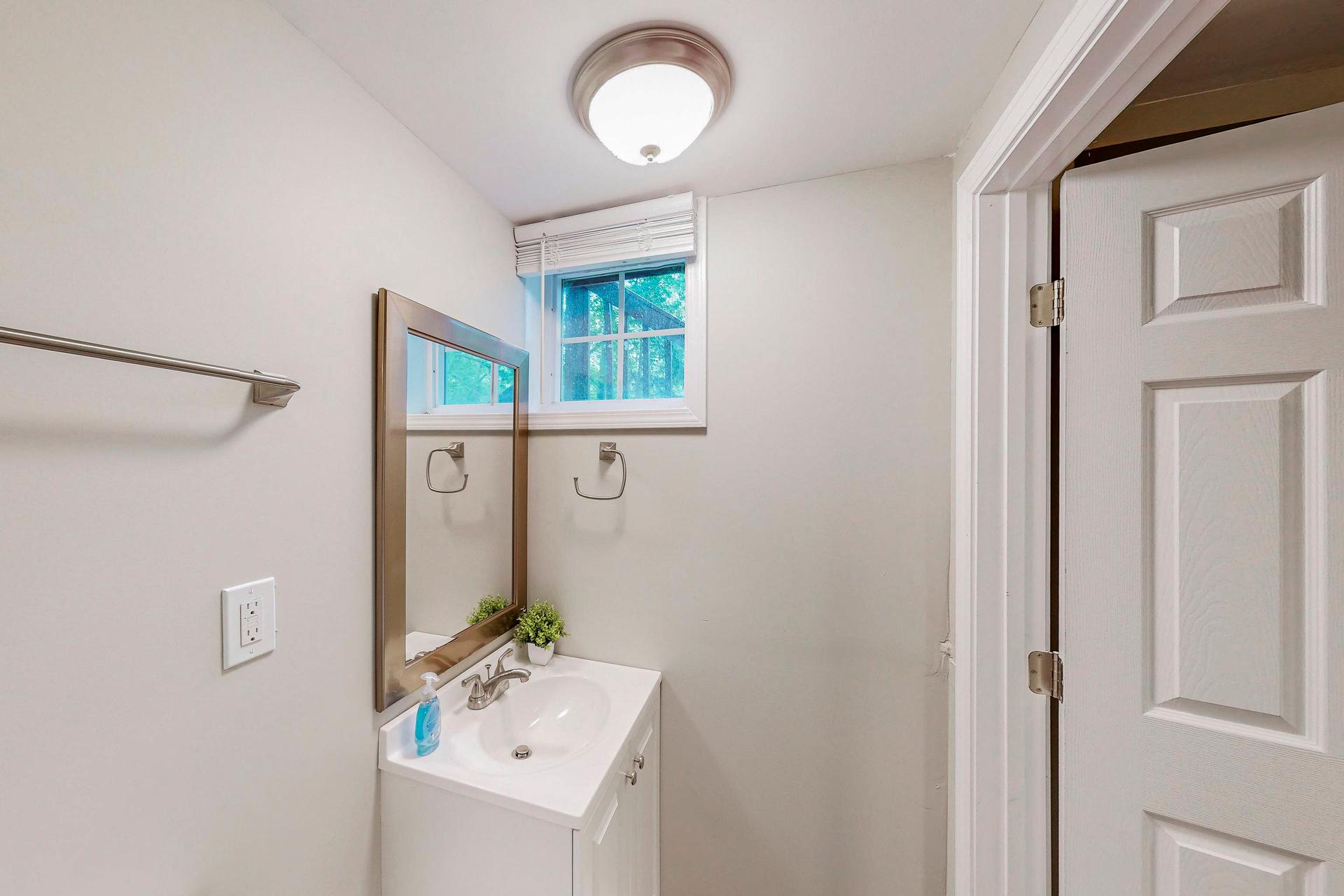 bathroom, detected: