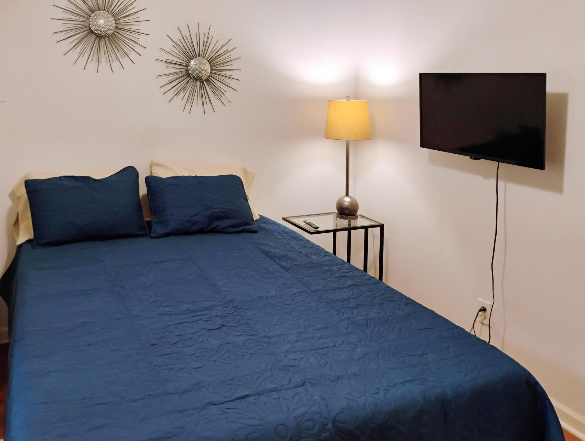 bedroom, detected:bed