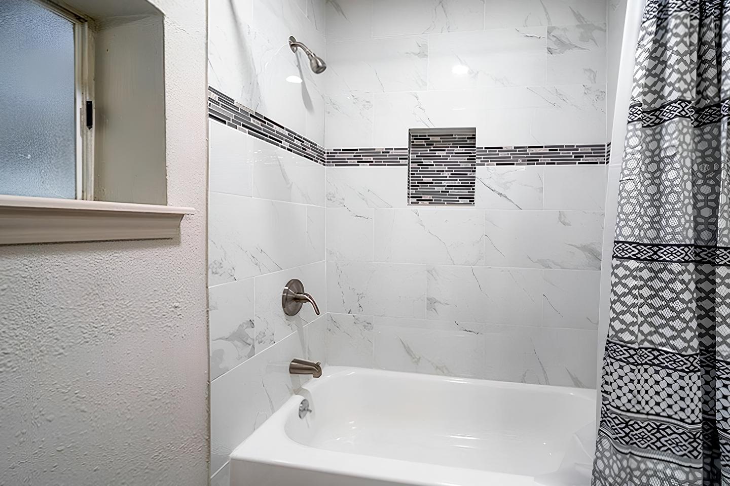 Bathroom(s)