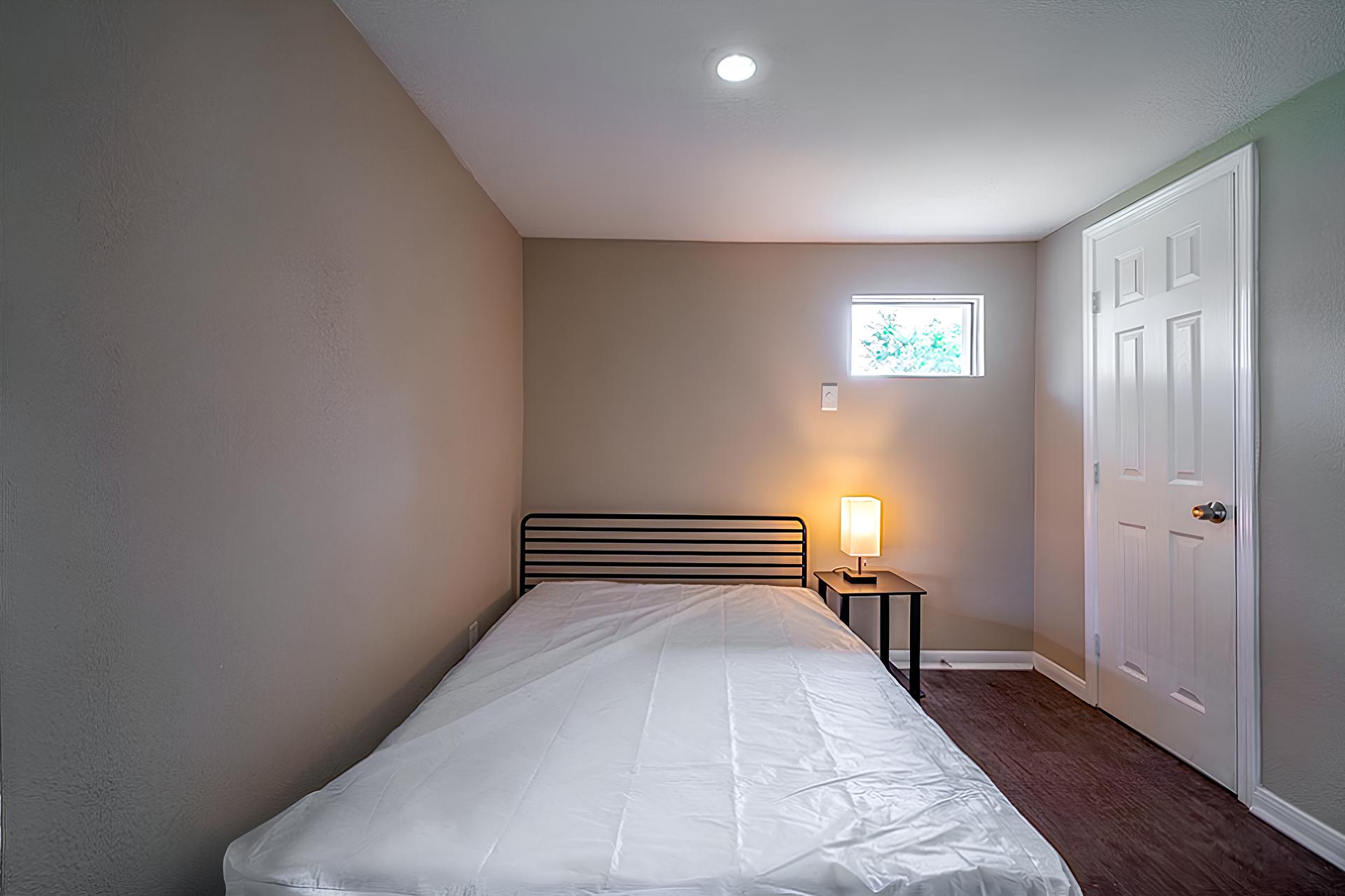 bedroom, detected: bed