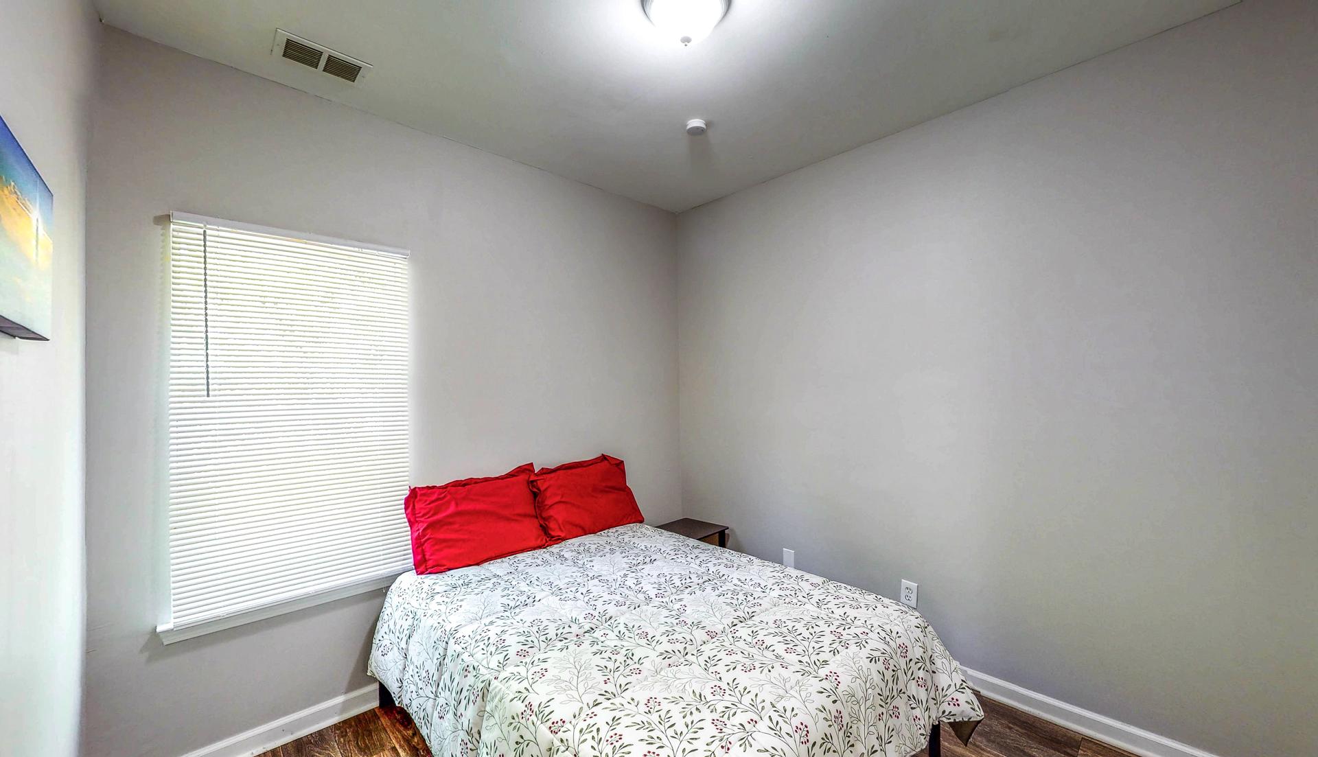 bedroom, detected: bed, window blind