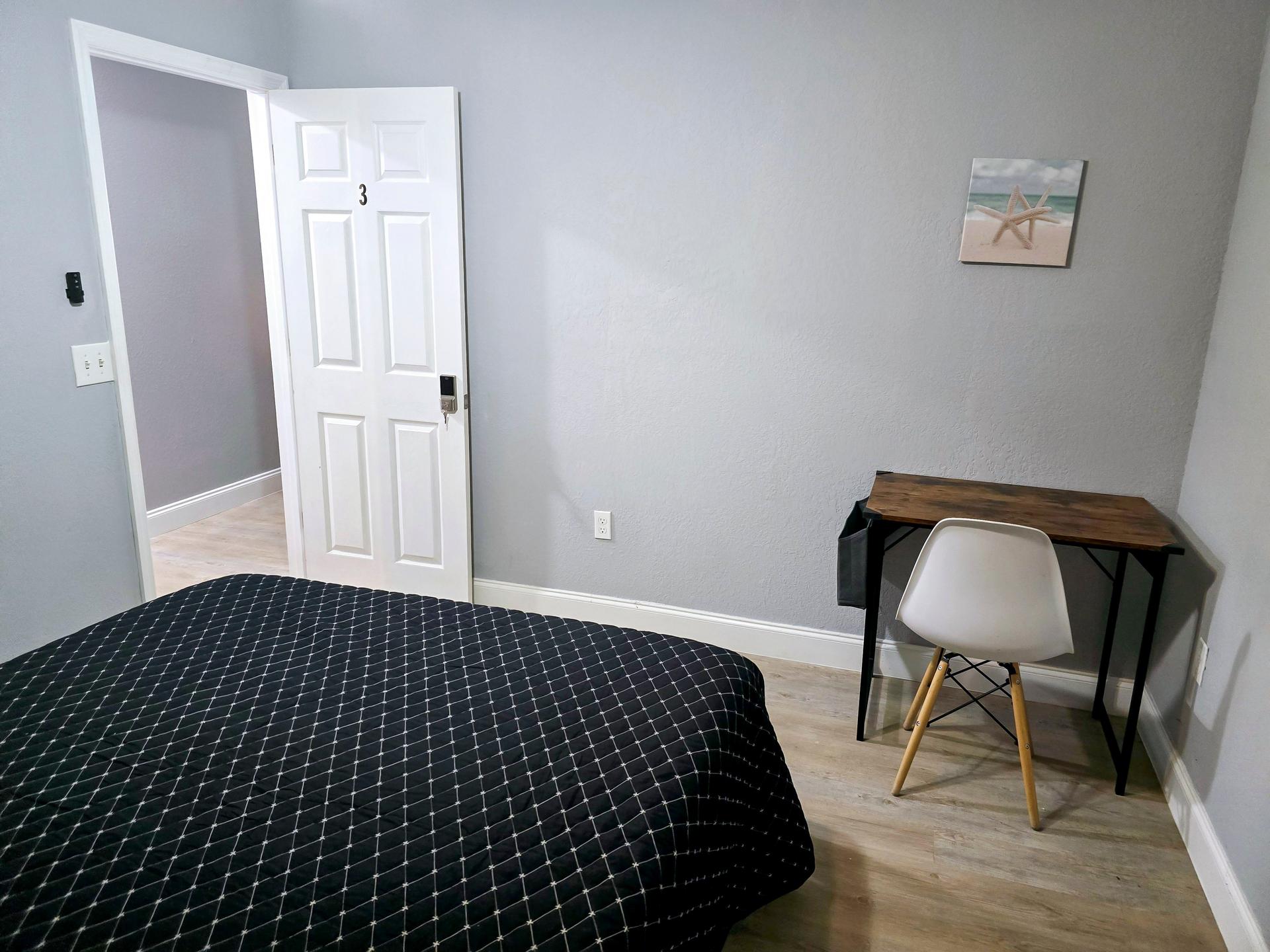 bedroom, detected:bed