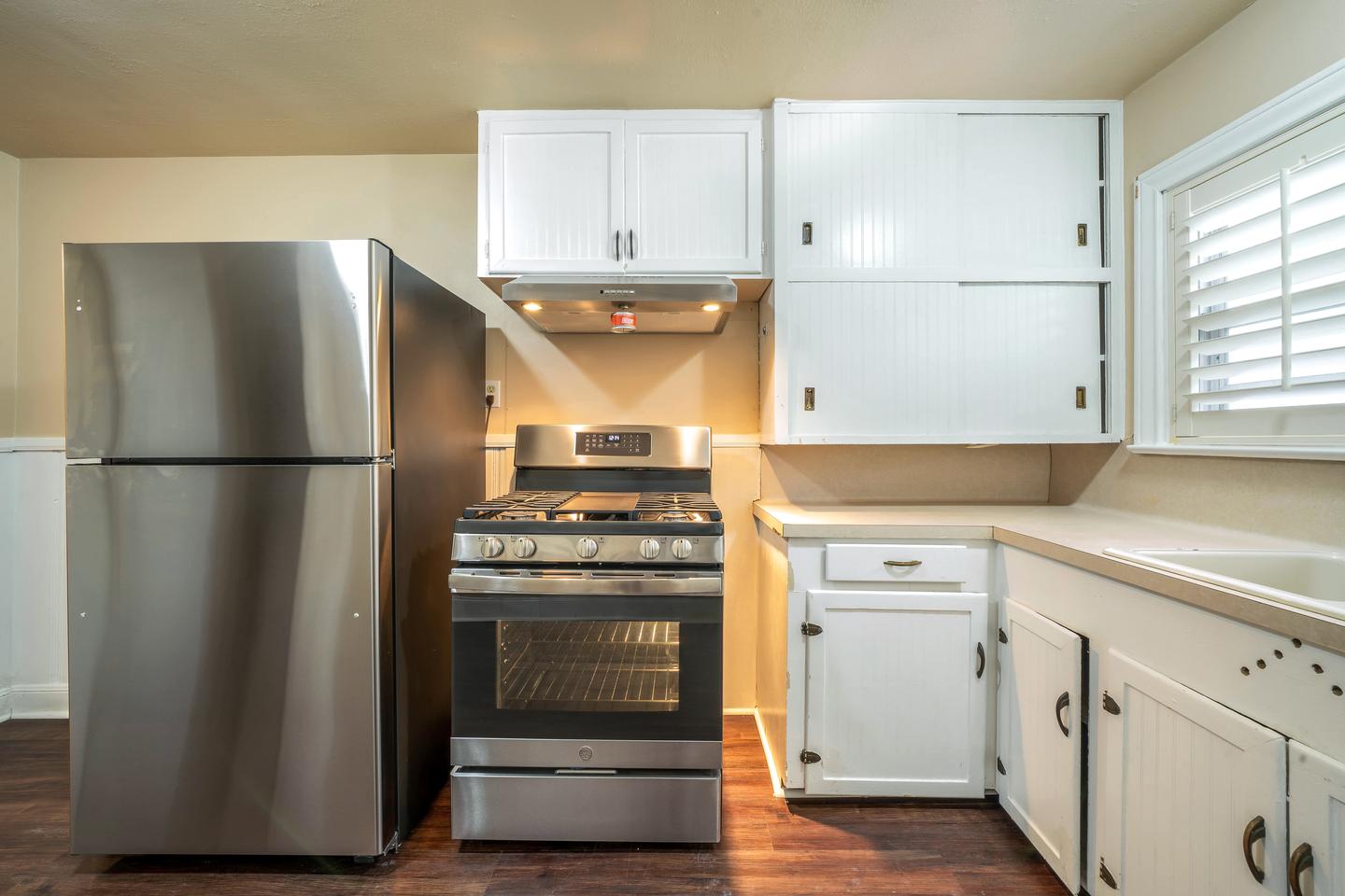 Common spaces including the kitchen