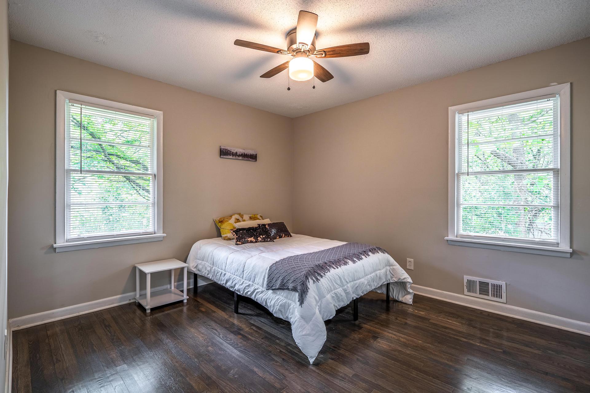 bedroom, detected: ceiling fan, window blind, bed
