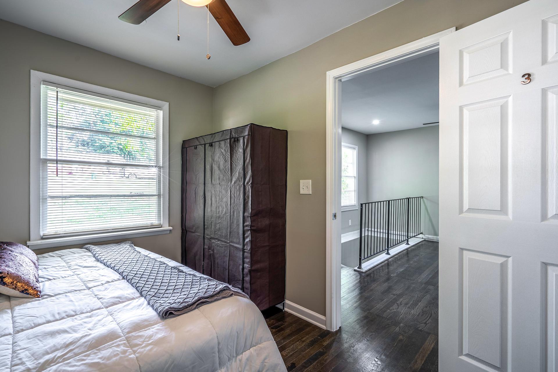 bedroom, detected: ceiling fan, window blind, bed