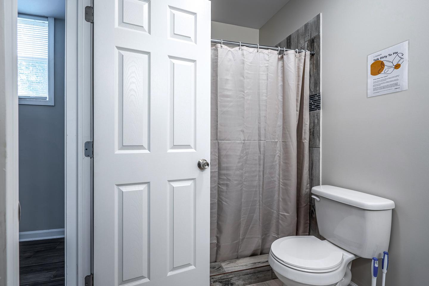 Bathroom(s)