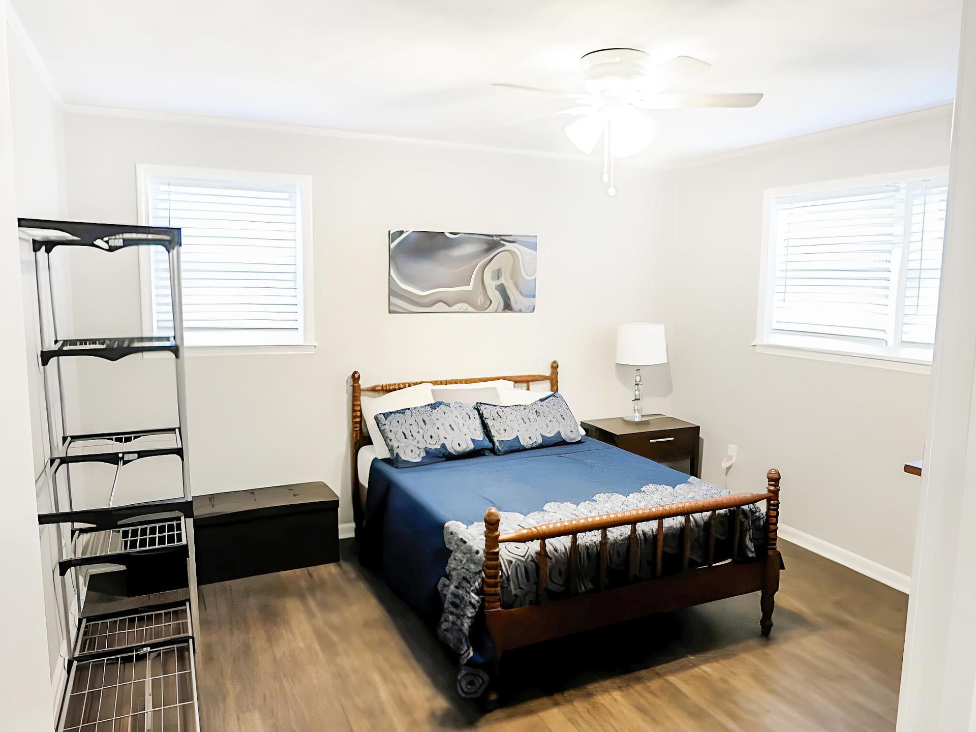 bedroom, detected: bed, fan