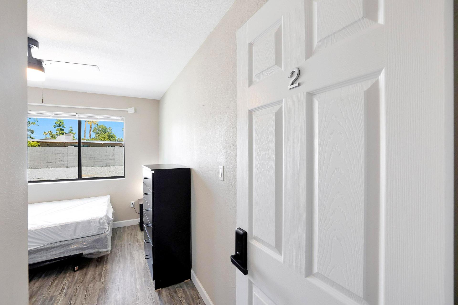 bedroom, detected:bed