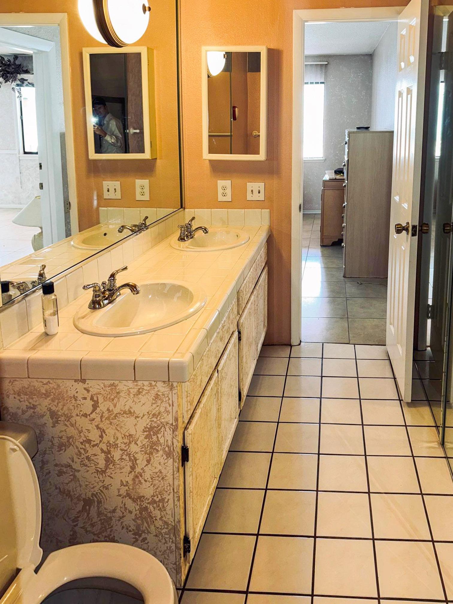 bathroom, detected: