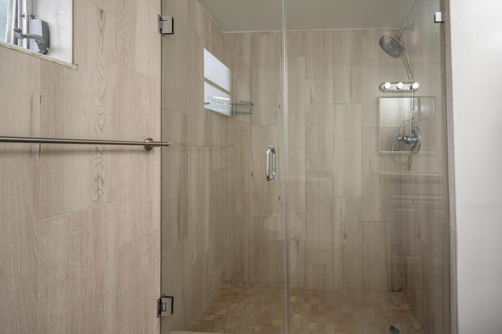 bathroom, detected:shower