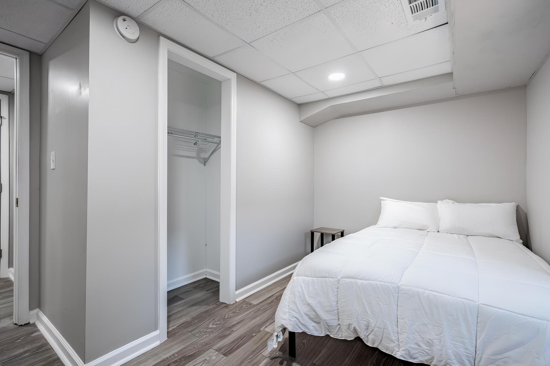 bedroom, detected:bed