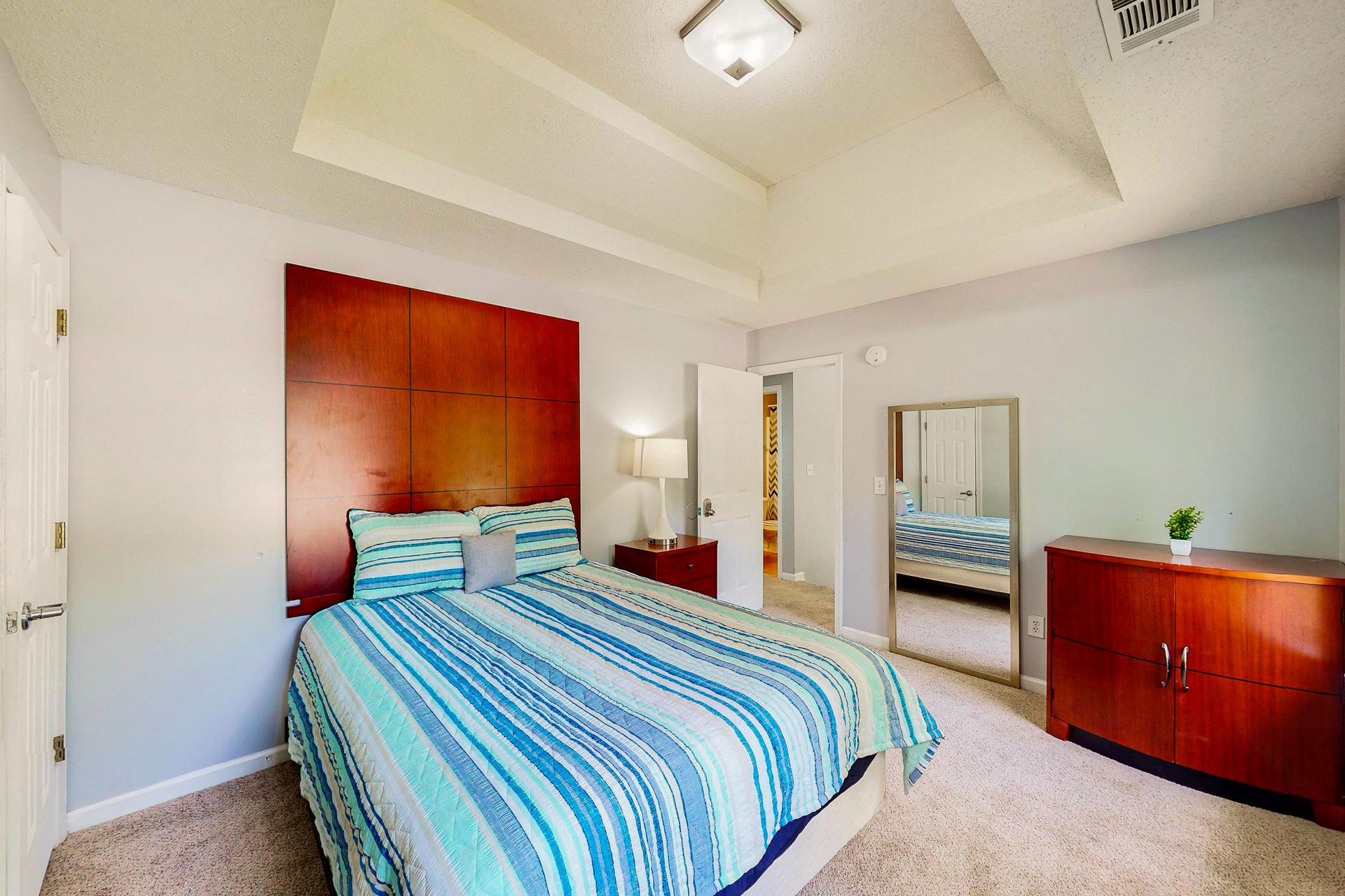 bedroom, detected:bed