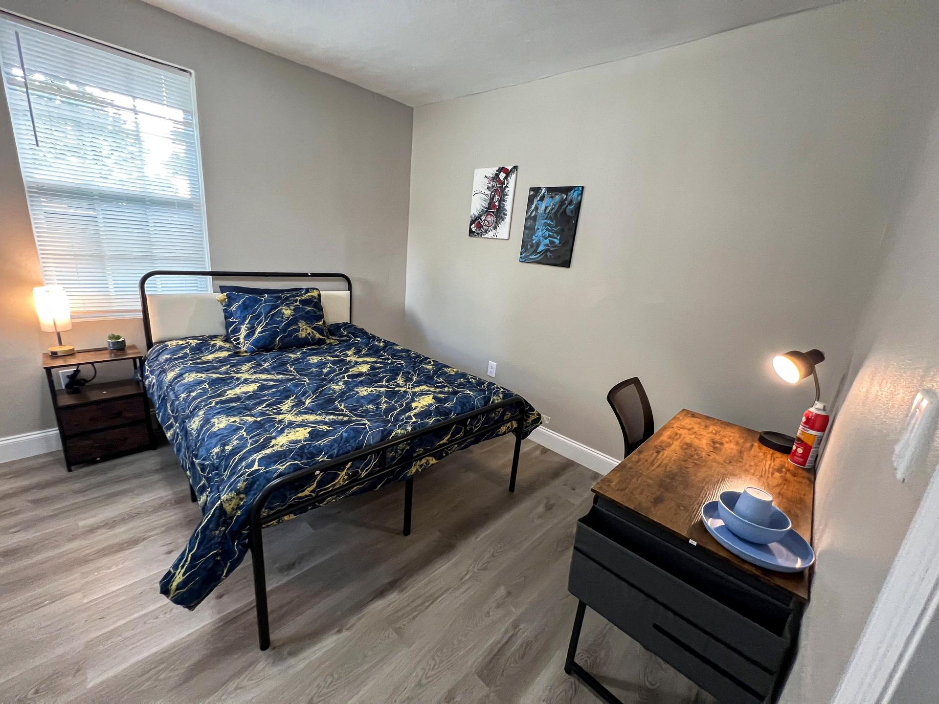 bedroom, detected:bed, window blind