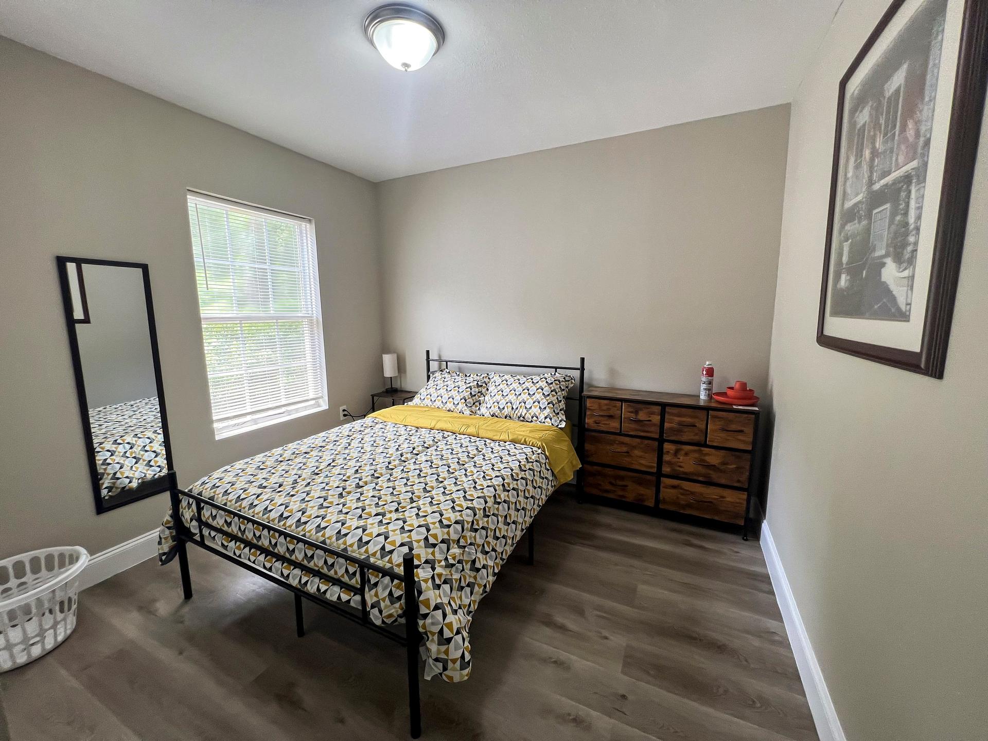 bedroom, detected:bed