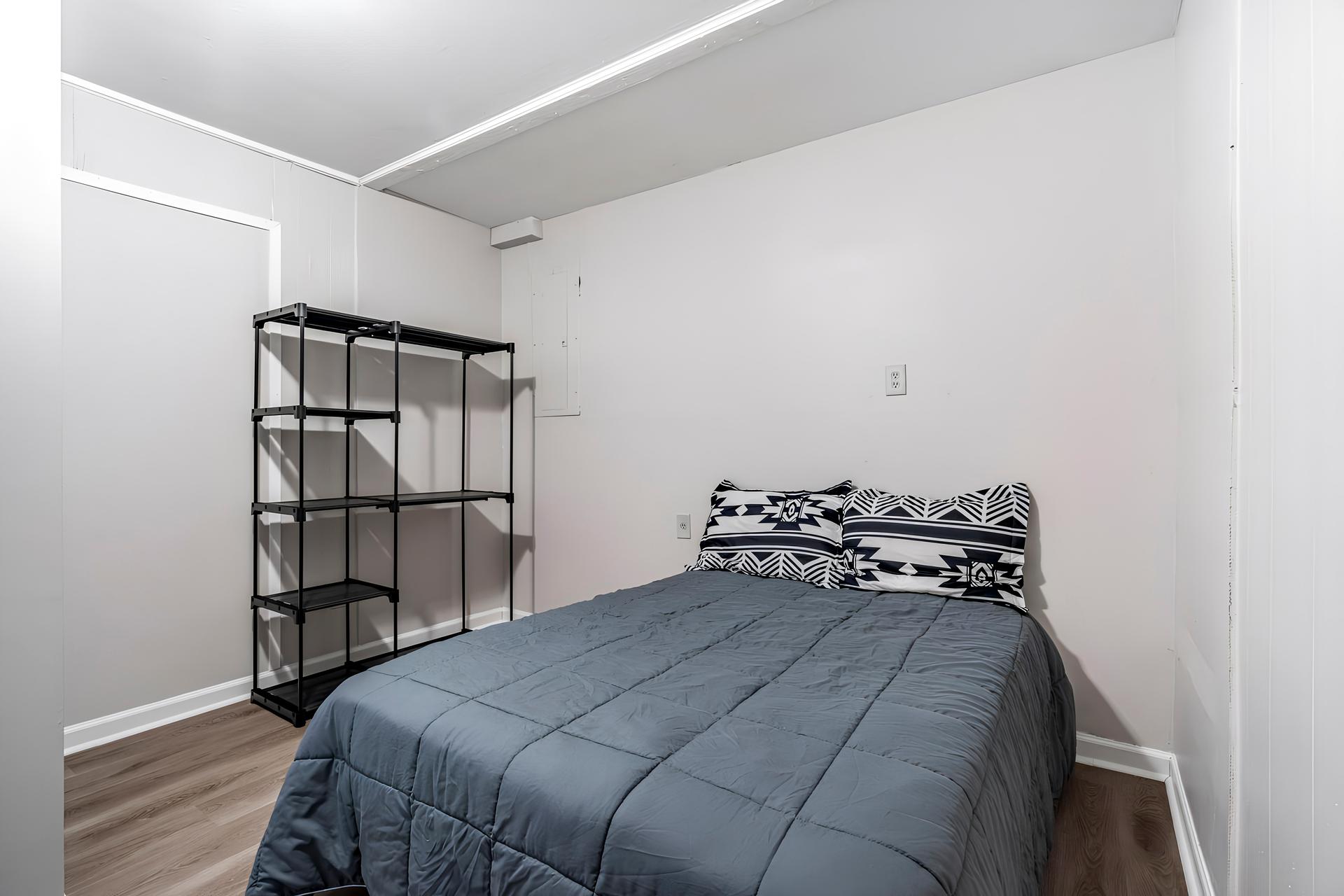 bedroom, detected:bed