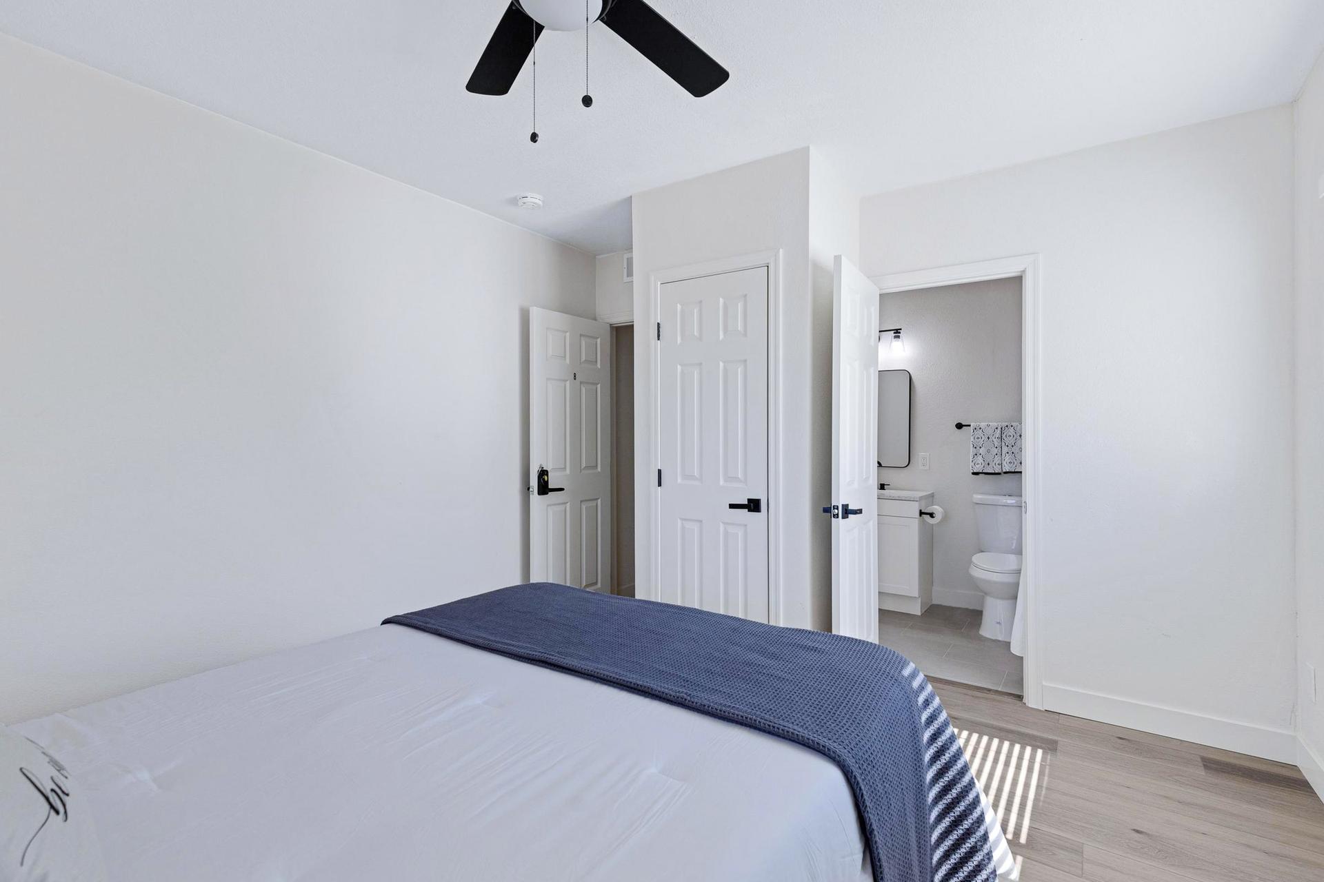 bedroom, detected:bed, ceiling fan