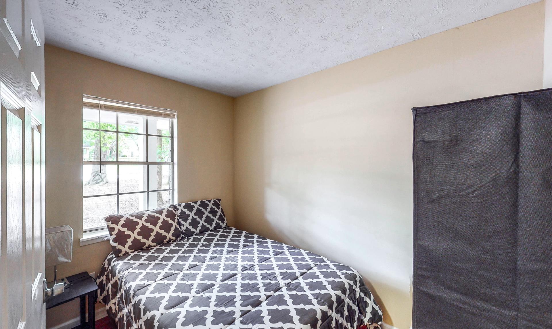bedroom, detected: