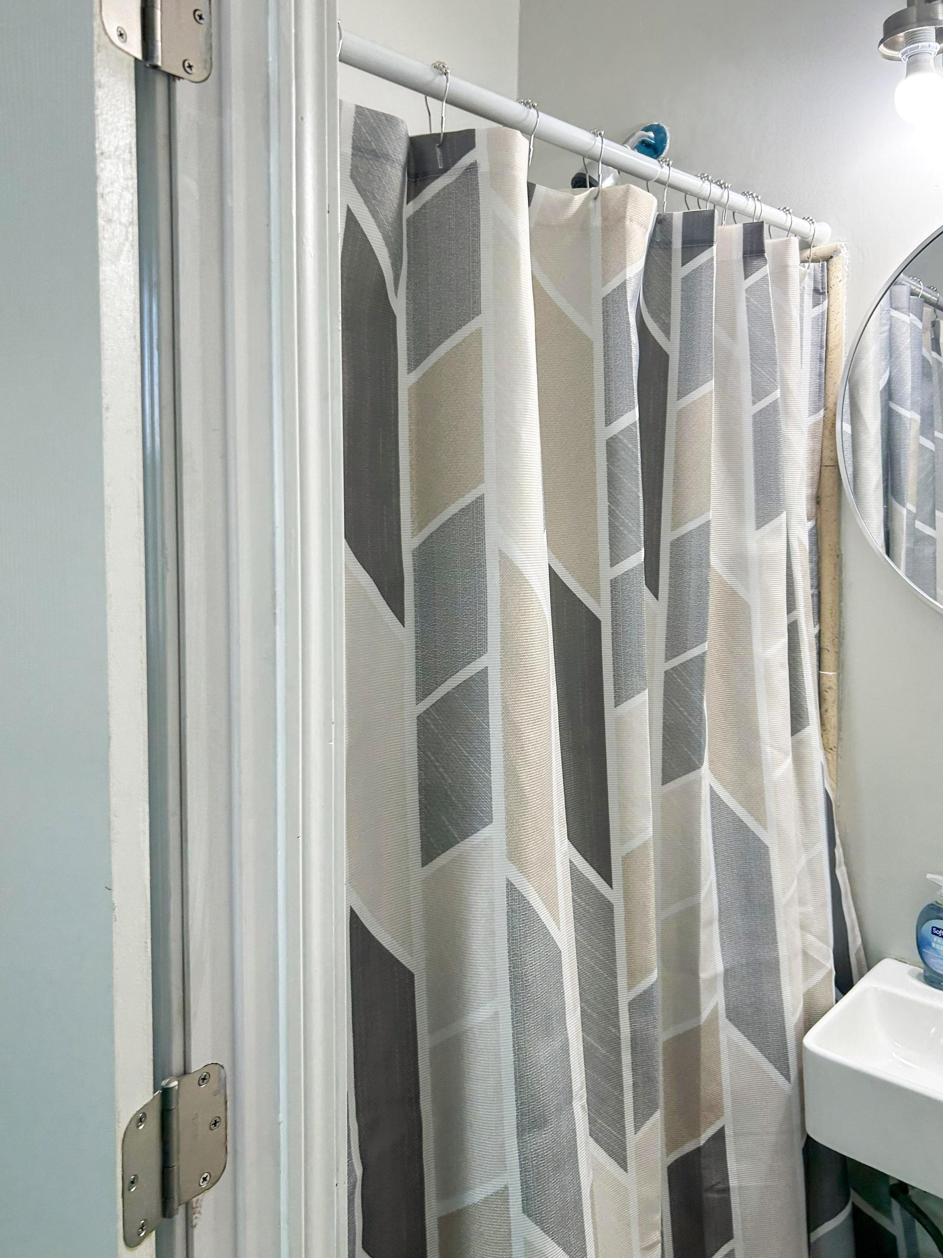 bathroom, detected: