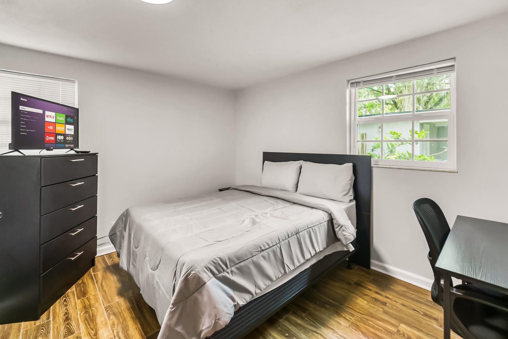 bedroom, detected:bed