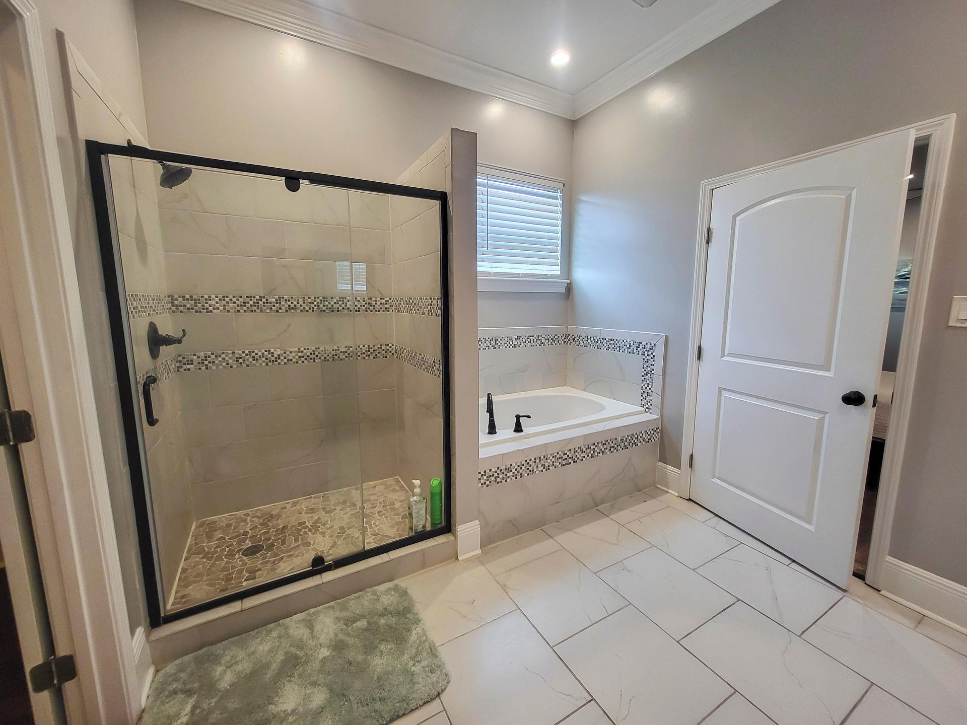 bathroom, detected:shower