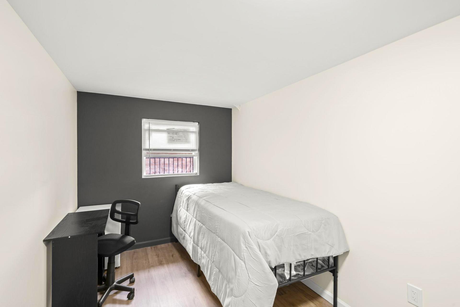 bedroom, detected:bed