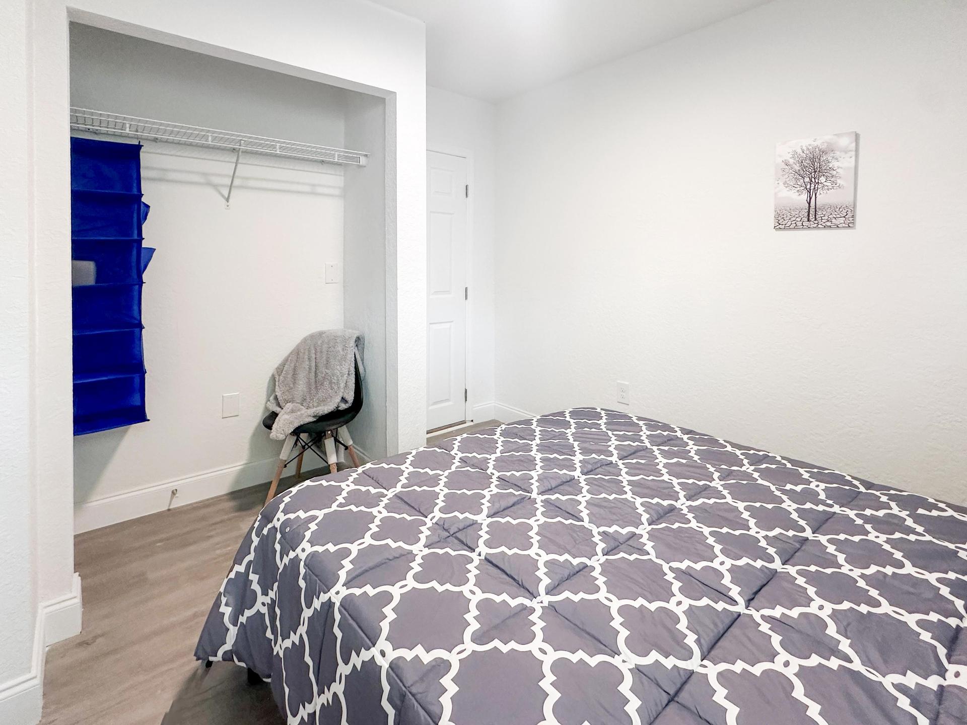 bedroom, detected:bed