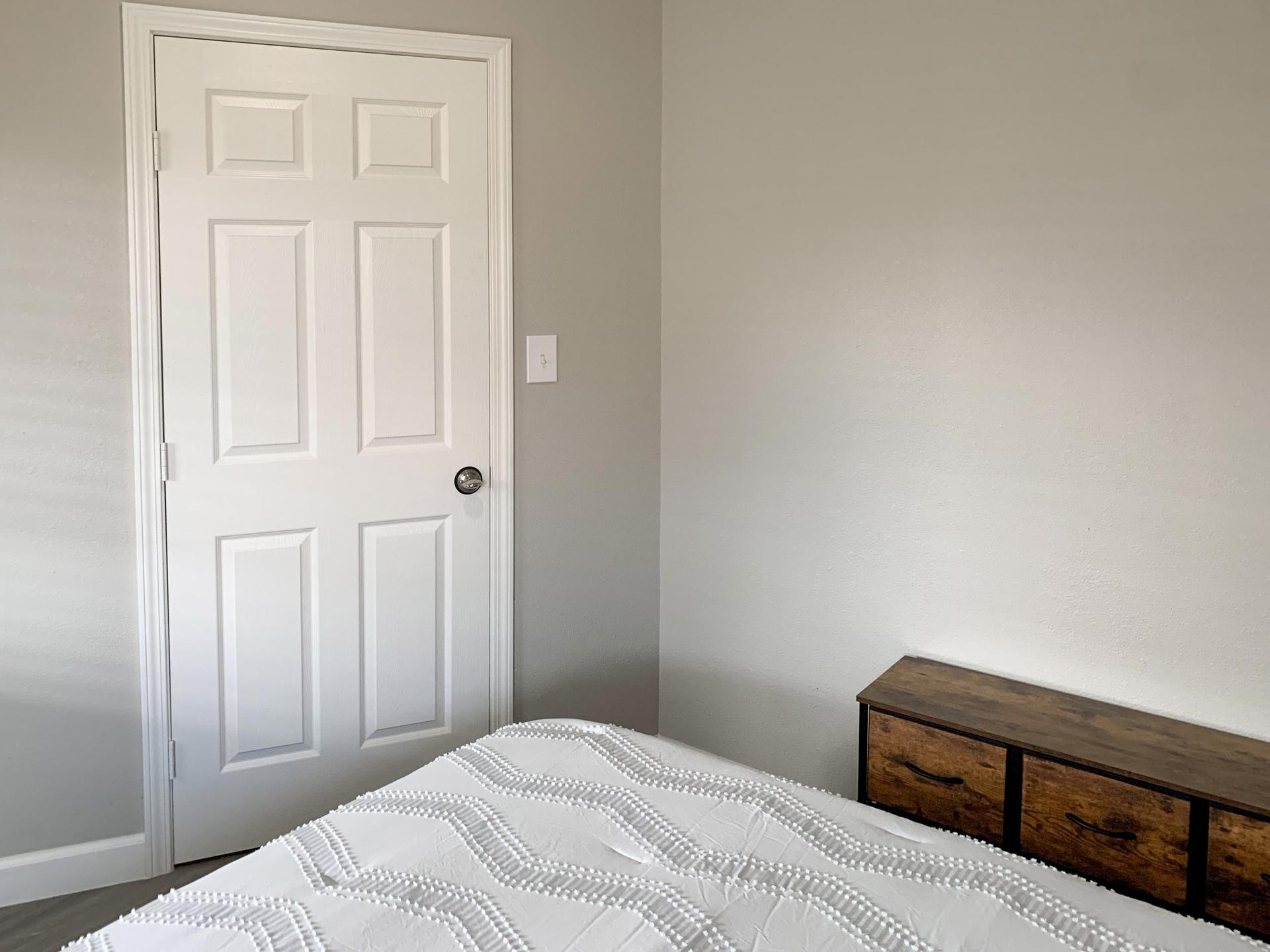 bedroom, detected:bed